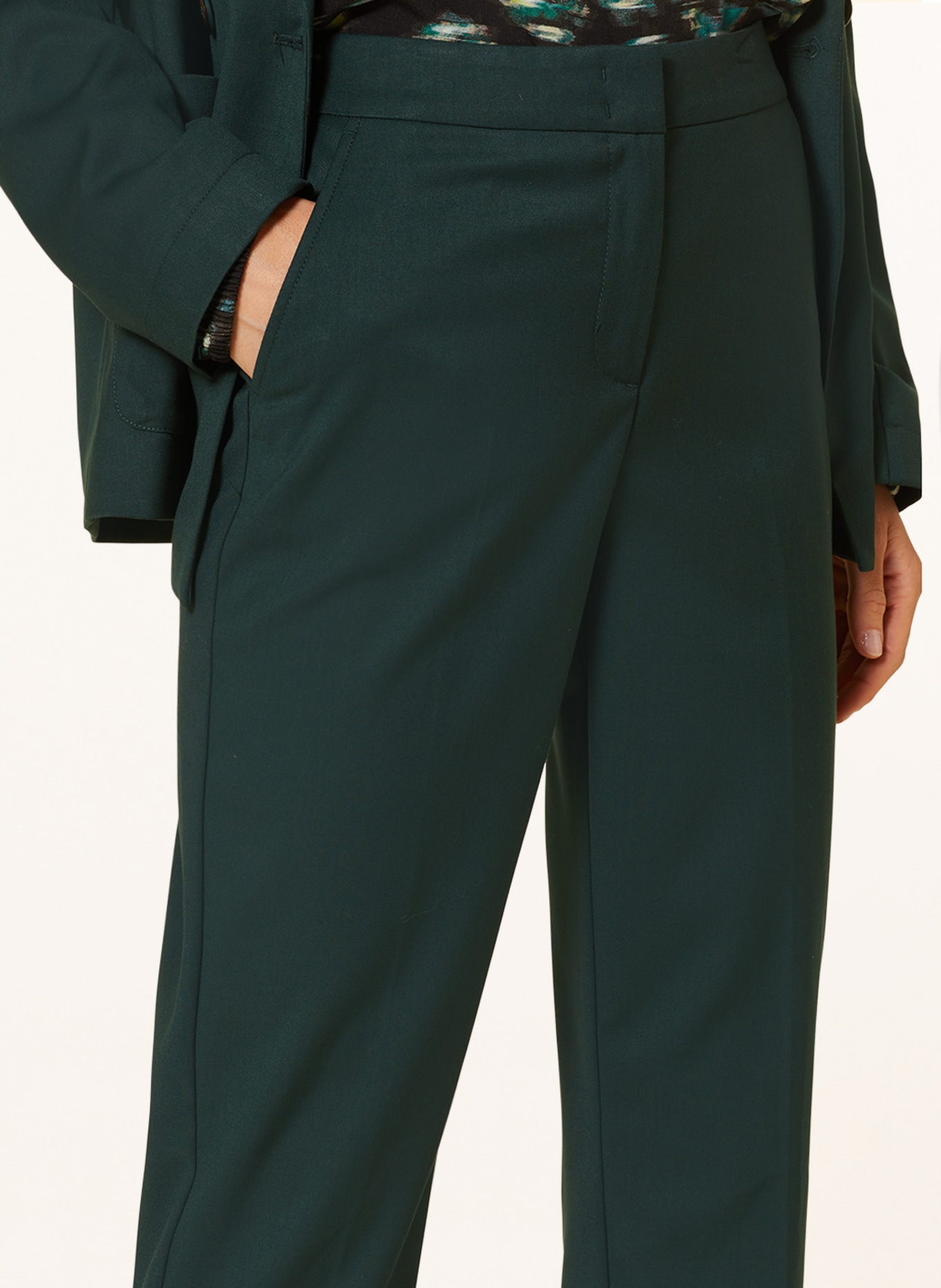 comma casual identity Trousers, Color: DARK GREEN (Image 5)