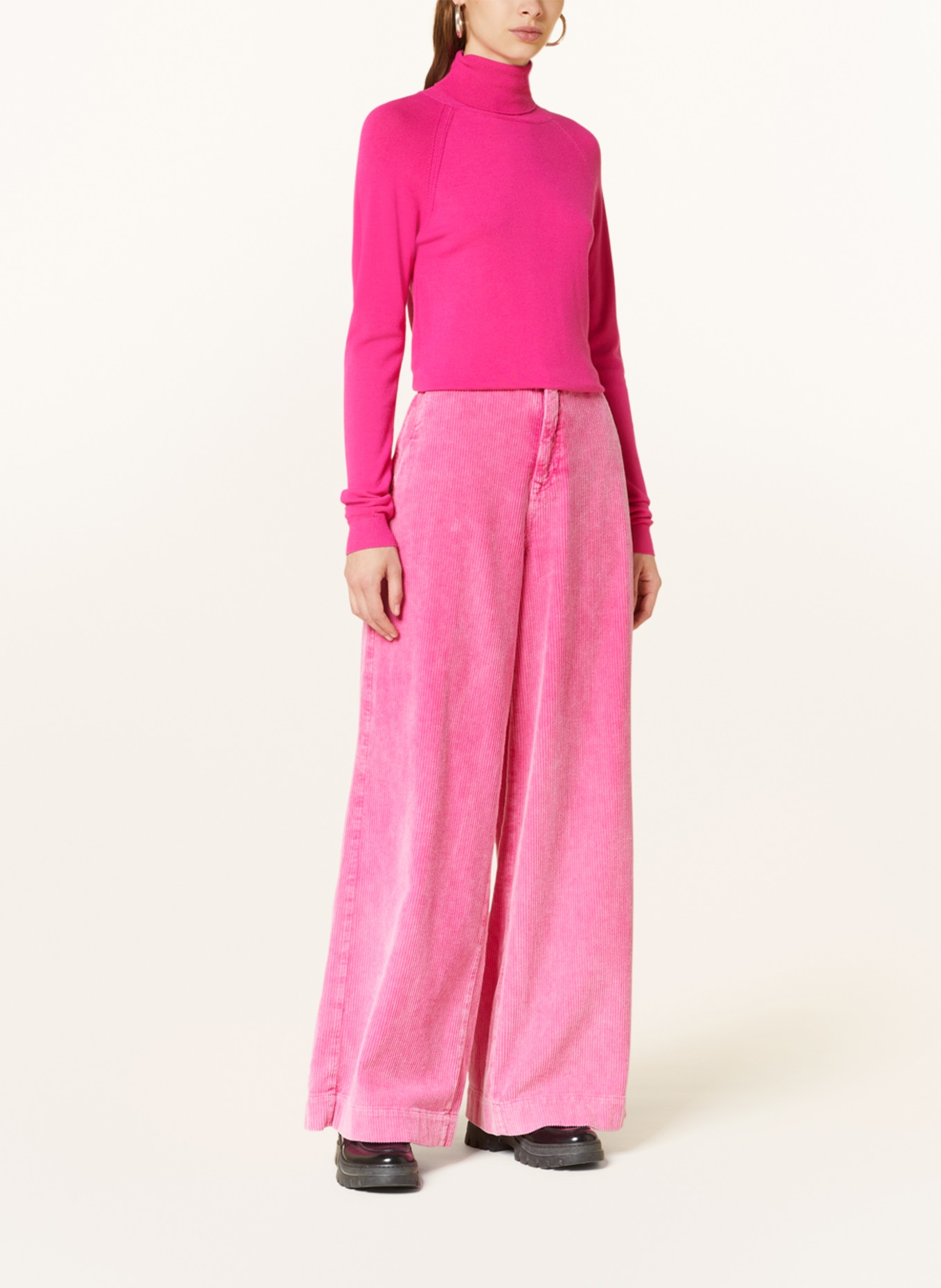 summum woman Wide leg trousers made of corduroy in pink