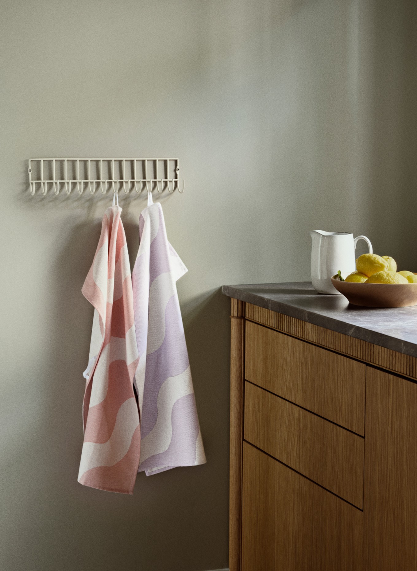 BROSTE COPENHAGEN Set of 2 dish towels TIDE, Color: LIGHT PURPLE/ LIGHT GRAY (Image 3)