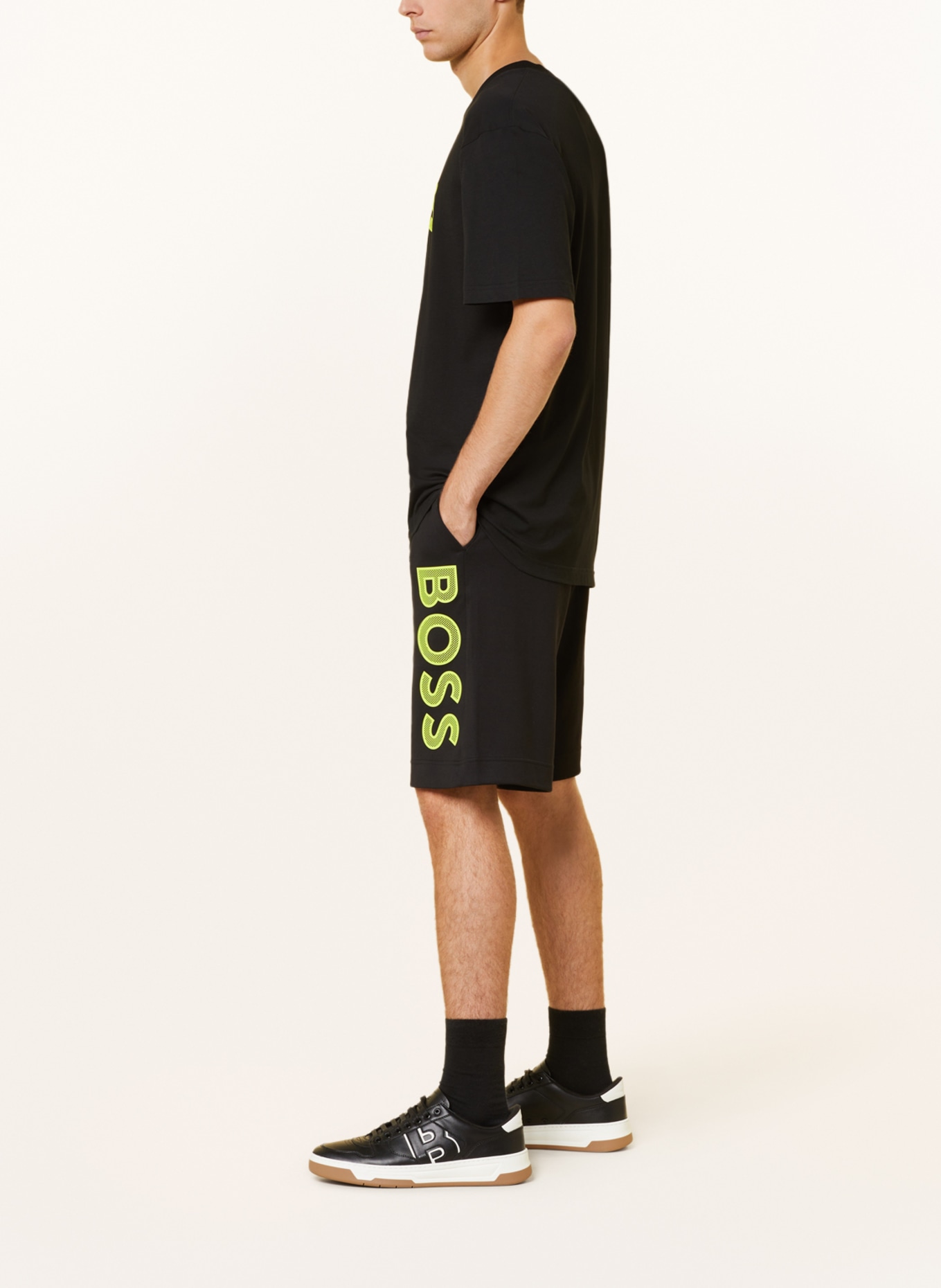 Hugo boss t shirt on sale and shorts