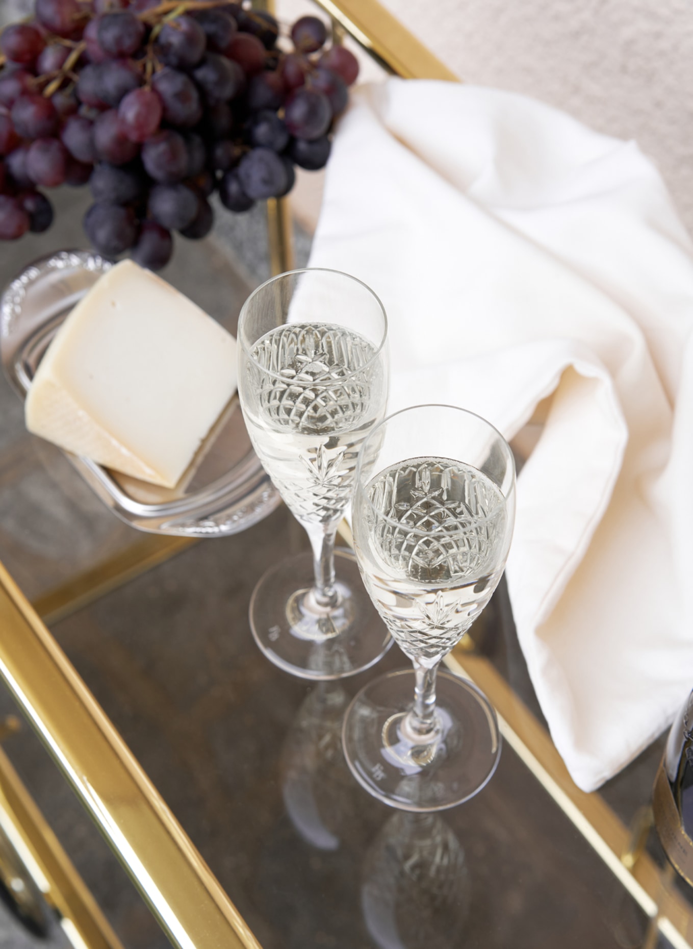 FREDERIK BAGGER Set of 2 champagne glasses CRISPY CELEBRATION EMERALD, Color: WHITE (Image 2)