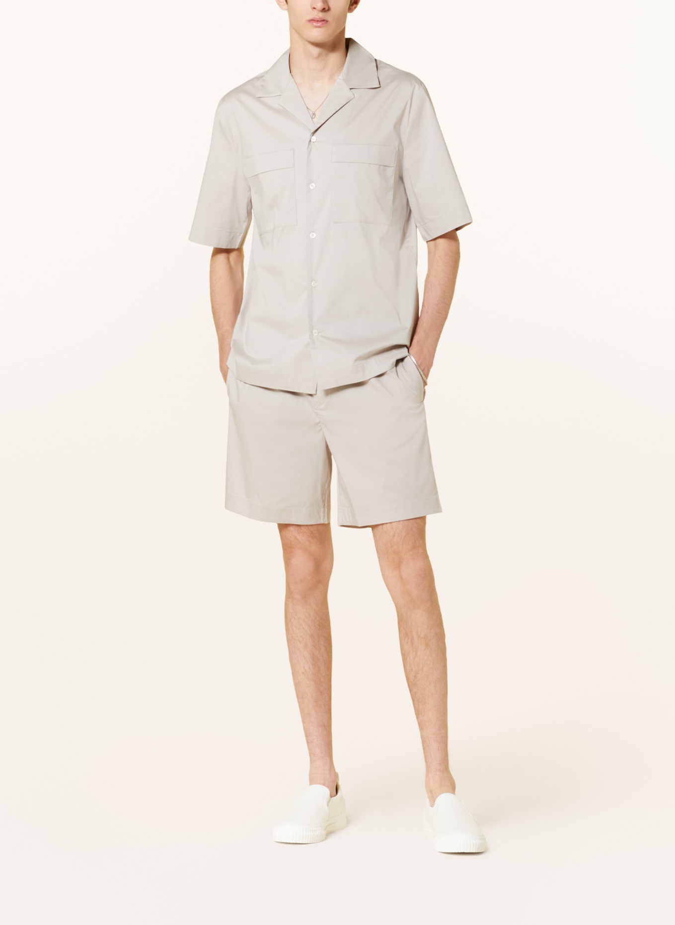 COS Shorts, Farbe: BEIGE (Bild 2)