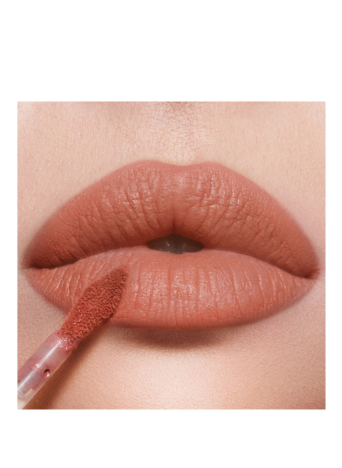 Charlotte Tilbury AIRBRUSH FLAWLESS LIP BLUR: NUDE BLUR
