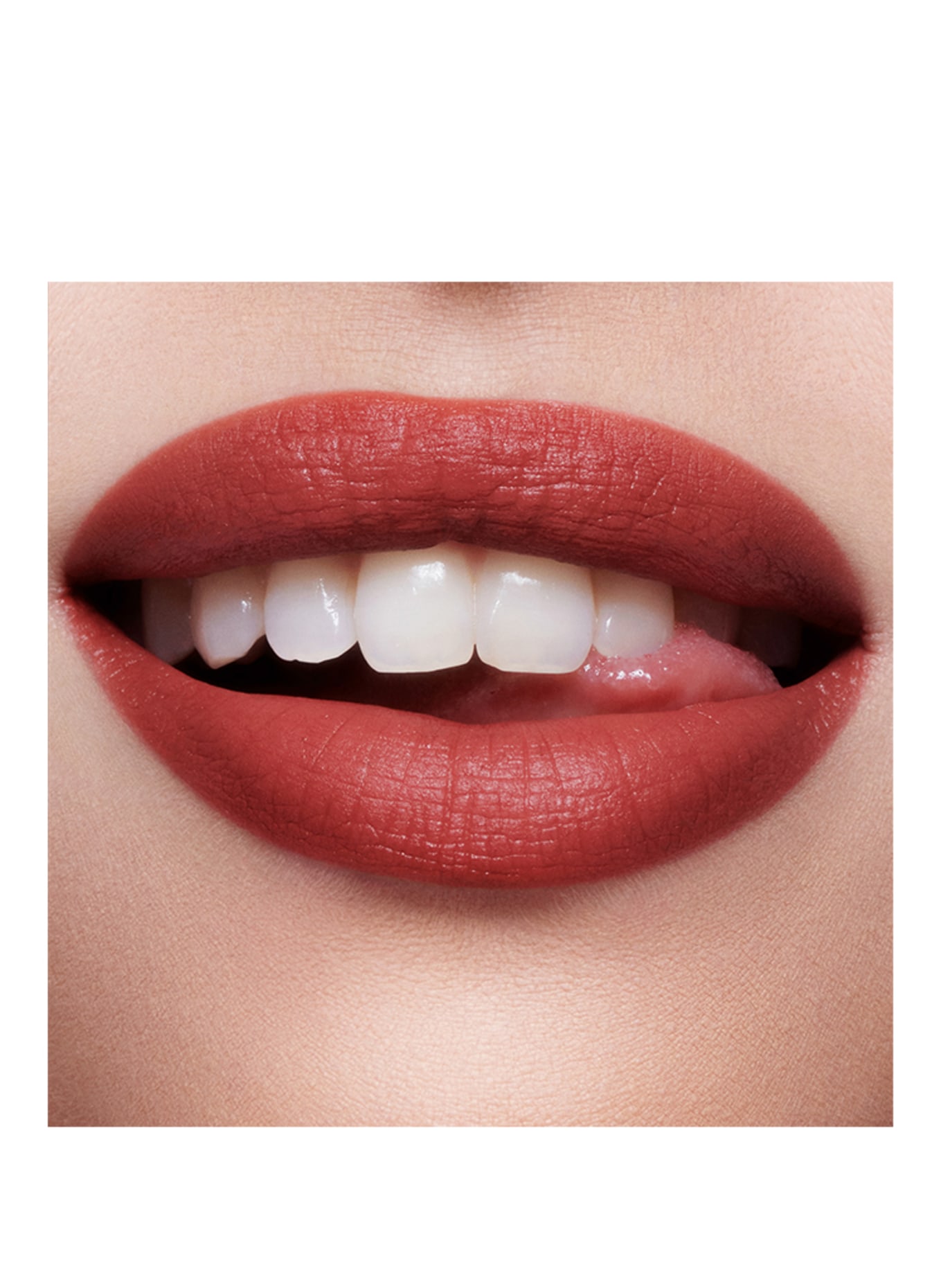 Charlotte Tilbury AIRBRUSH FLAWLESS LIP BLUR: WALK OF NO SHAME BLUR