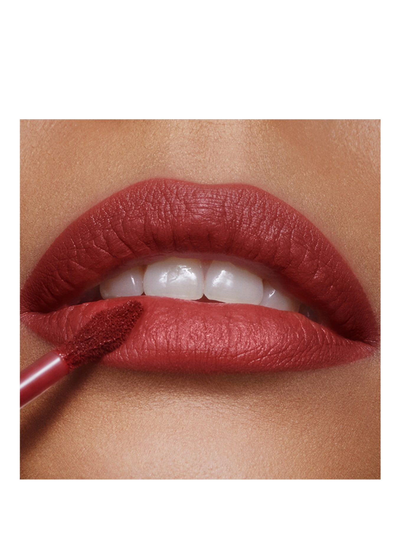 Charlotte Tilbury AIRBRUSH FLAWLESS LIP BLUR: WALK OF NO SHAME BLUR
