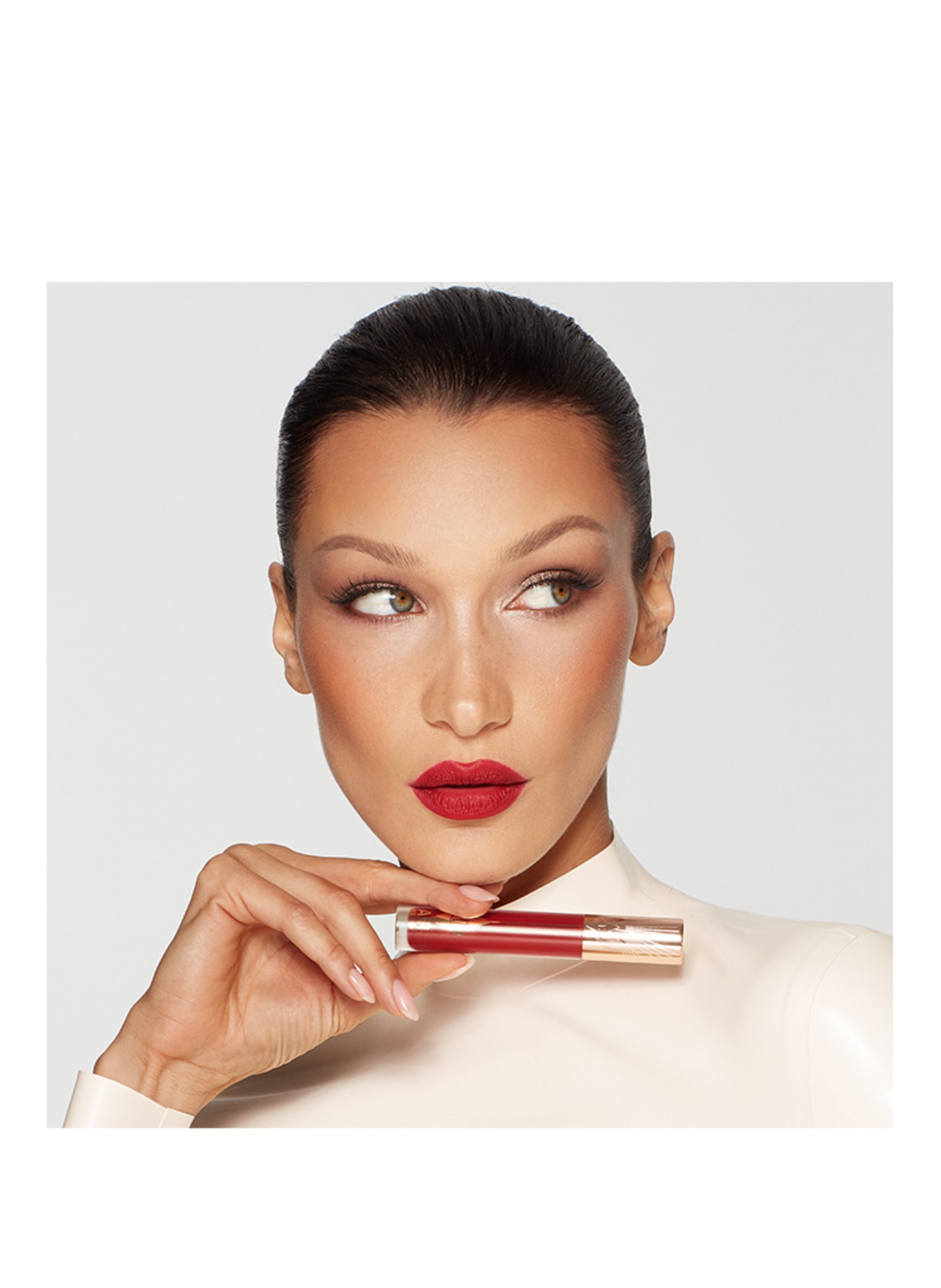 Charlotte Tilbury AIRBRUSH FLAWLESS LIP BLUR: RUBY BLUR