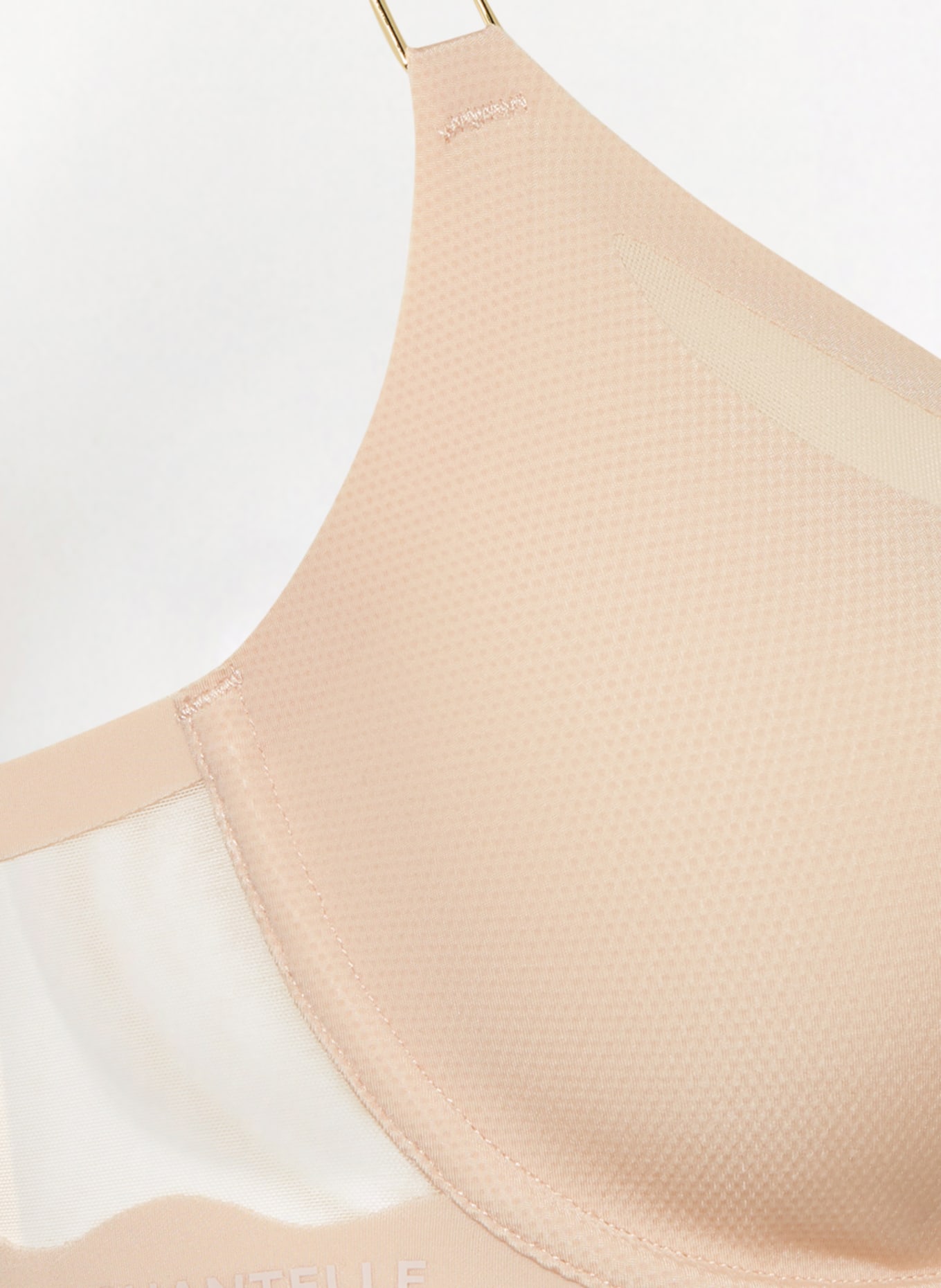 Chantelle Womens Pure Light Underwire Bra : : Clothing, Shoes &  Accessories