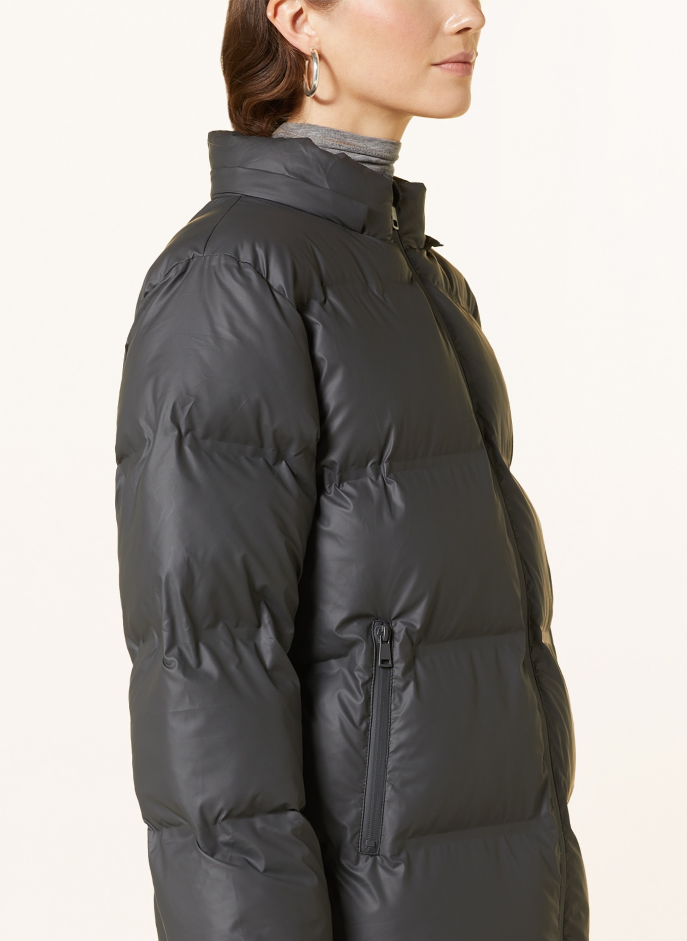NEO NOIR Steppmantel VIVIANA mit abnehmbarer Kapuze: DUNKELGRAU