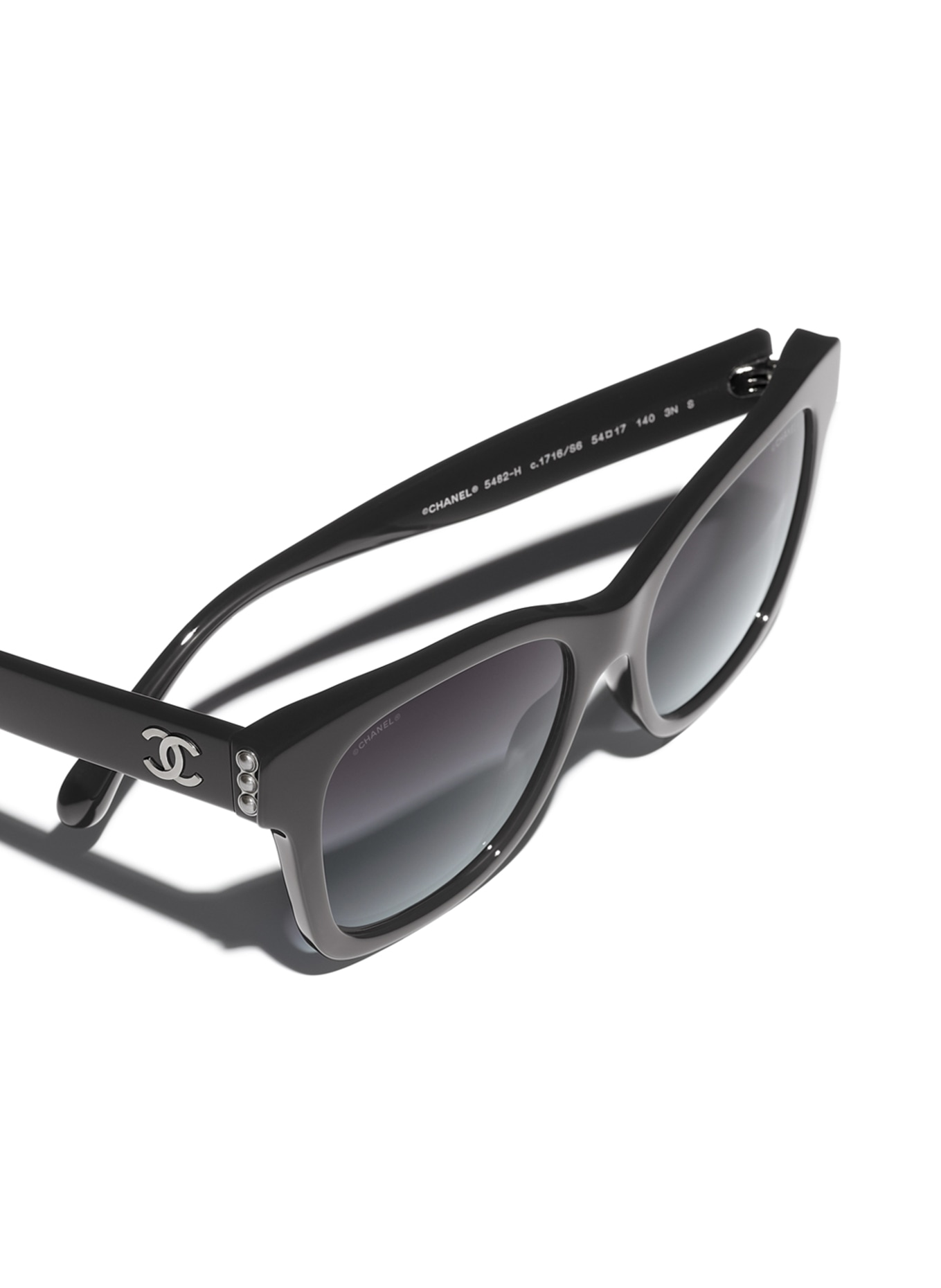 CHANEL Rectangular sunglasses, Color: 1716S6 - BLACK/ GRAY (Image 4)