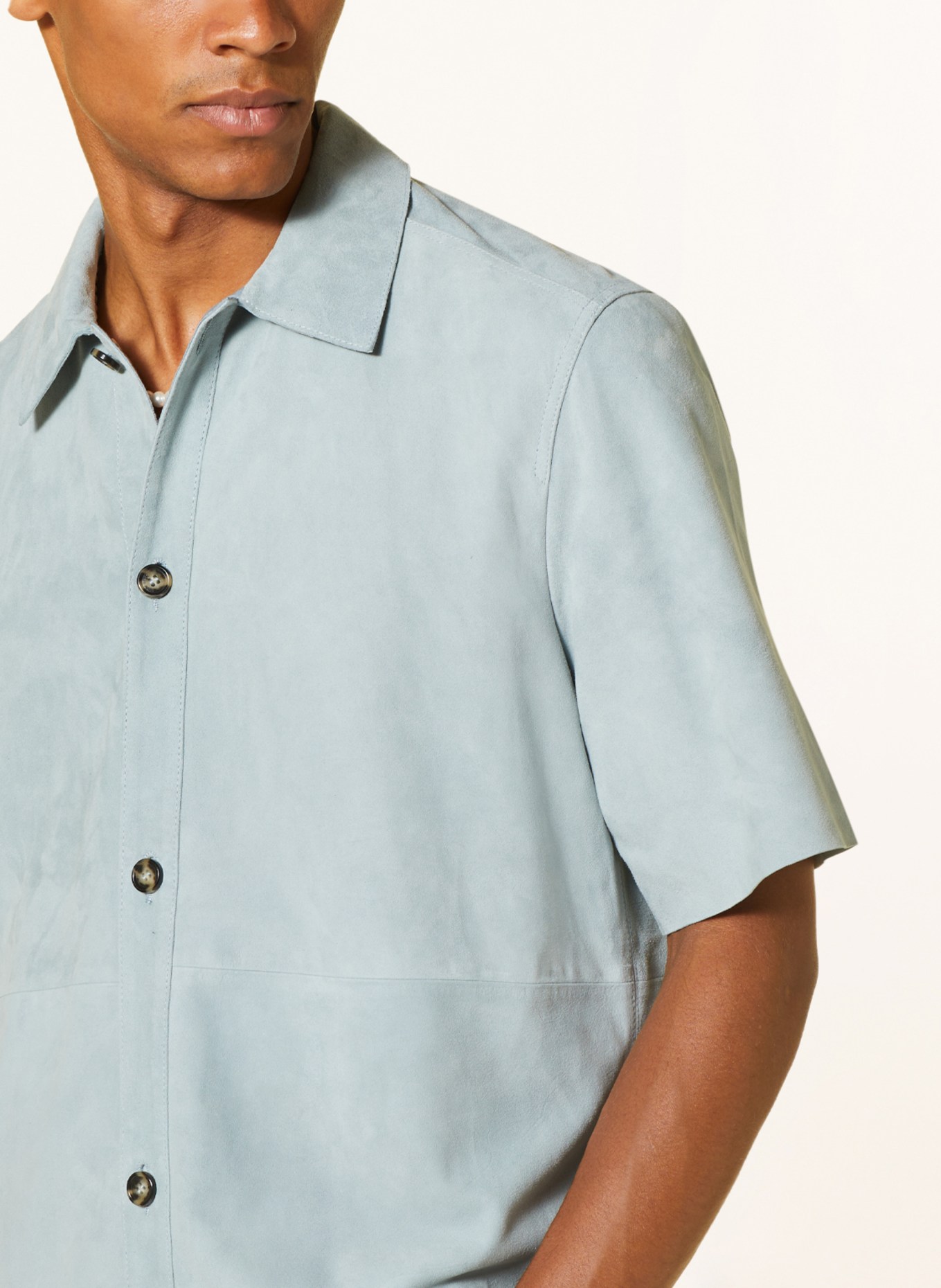 J.LINDEBERG Kurzarm-Hemd Comfort Fit aus Leder, Farbe: BLAUGRAU (Bild 4)