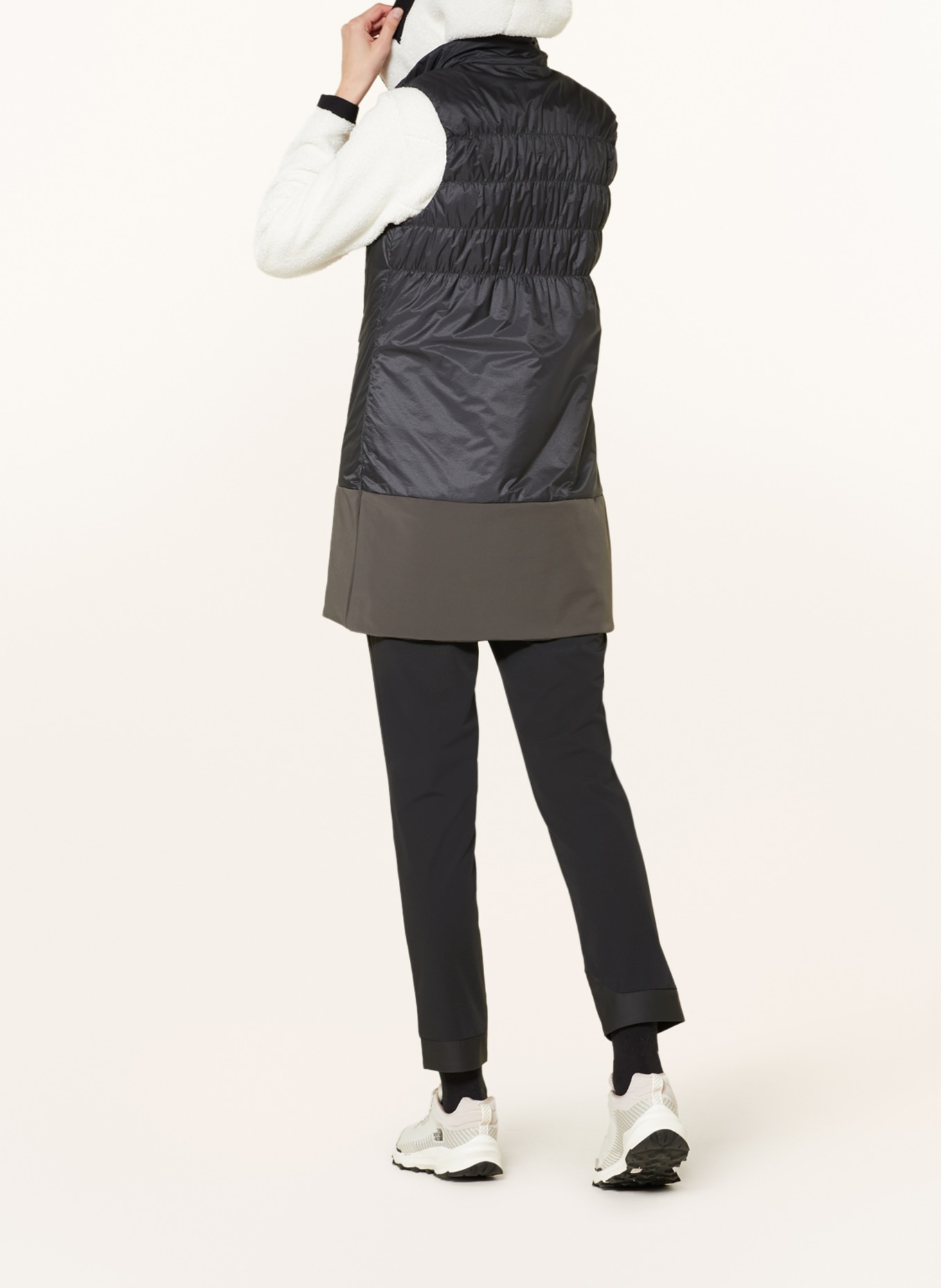 LaMunt Performance vest ELENA, Color: BLACK (Image 3)