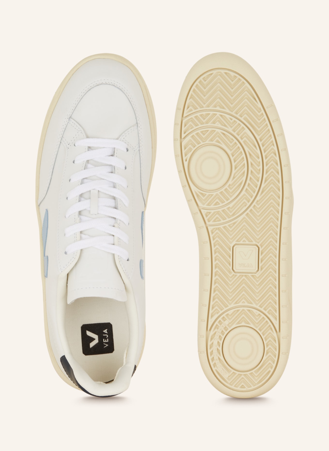 VEJA Sneakers V 12 in white light blue