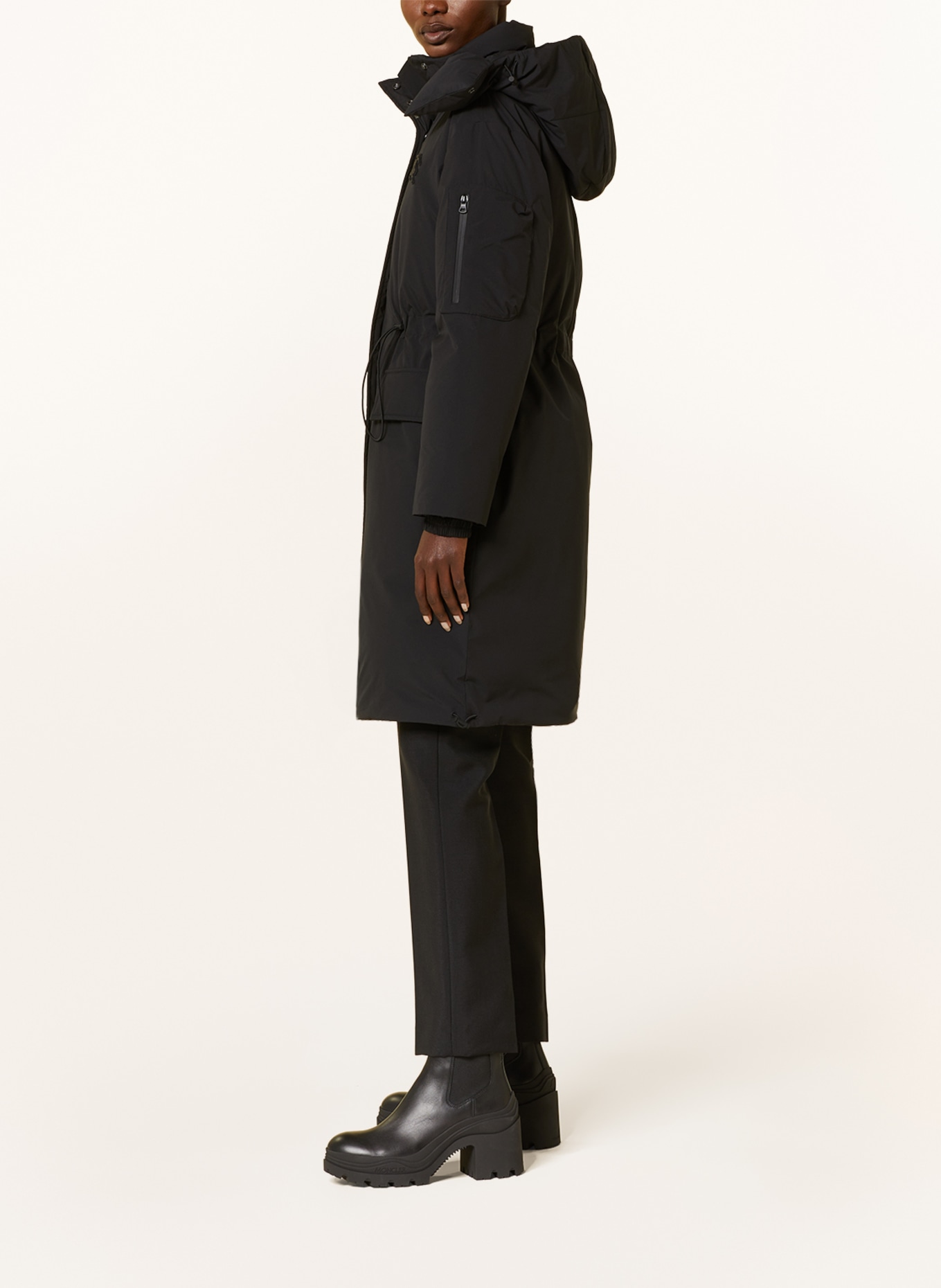 BURBERRY Péřový kabát WARMLEY s odnímatelnou kapucí, Barva: ČERNÁ (Obrázek 4)