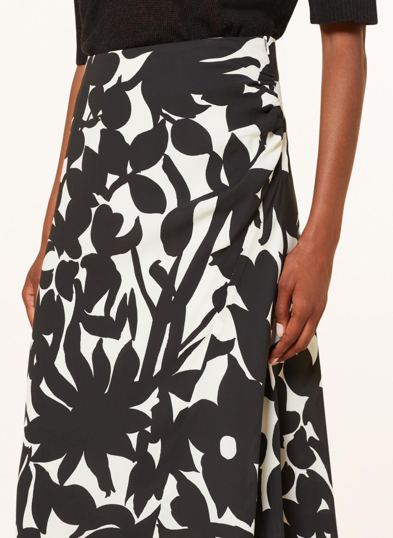 WEEKEND MaxMara Skirt AUGUSTA, Color: BLACK/ WHITE (Image 4)