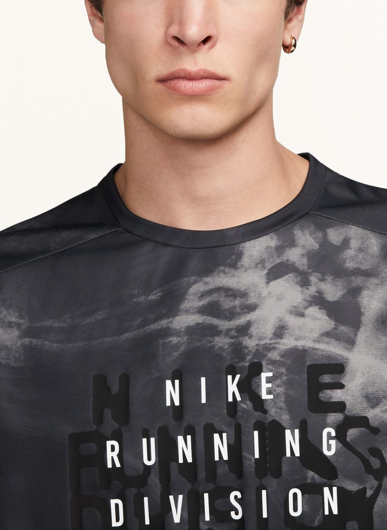 Nike Running shirt DRI-FIT RUN DIVISION RISE 365, Color: DARK GRAY/ GRAY/ BLACK (Image 4)