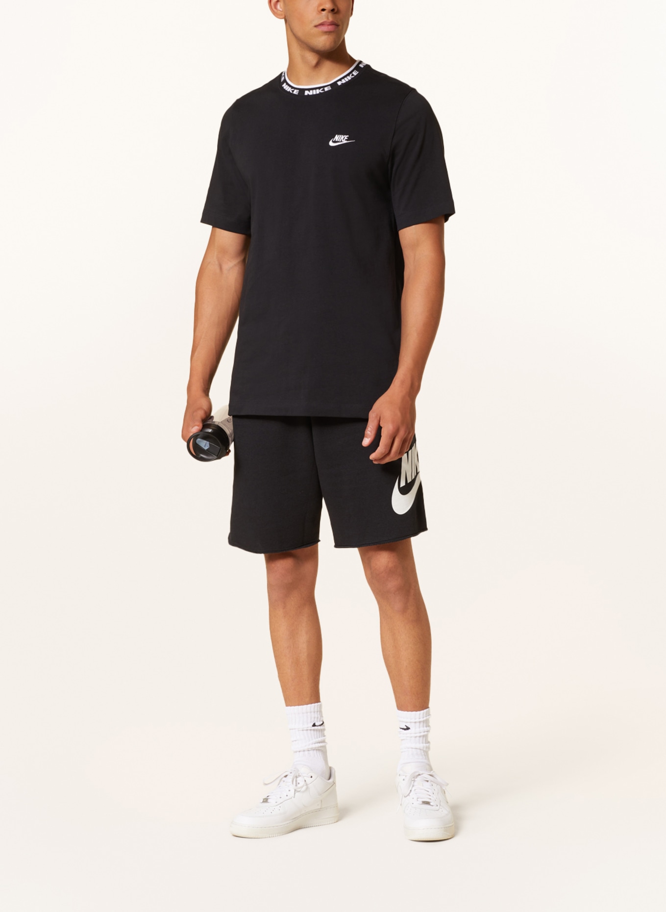 Nike T-Shirt SPORTSWEAR CLUB, Farbe: SCHWARZ/ WEISS (Bild 2)