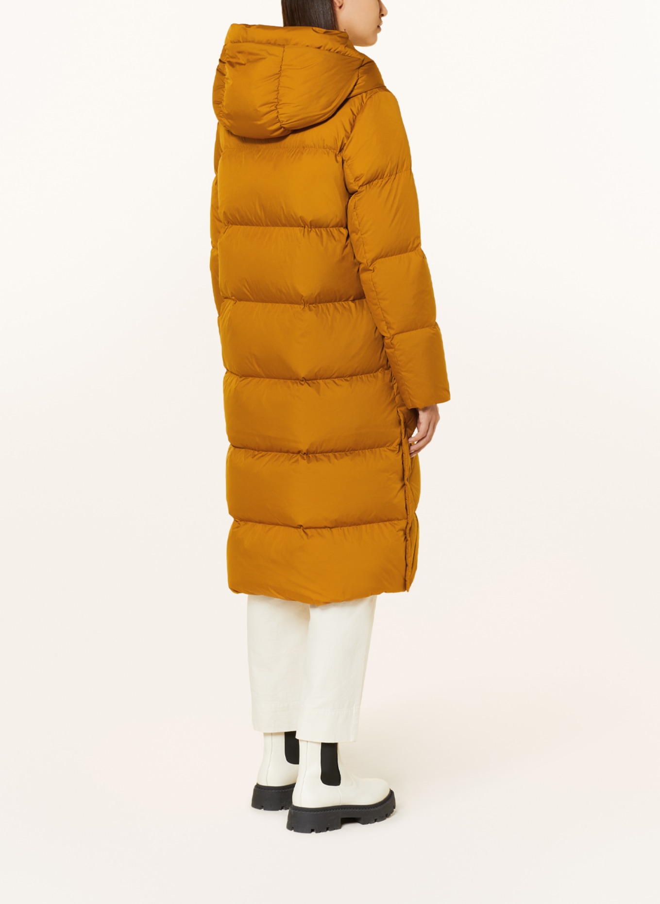 Spin coat second female on sale