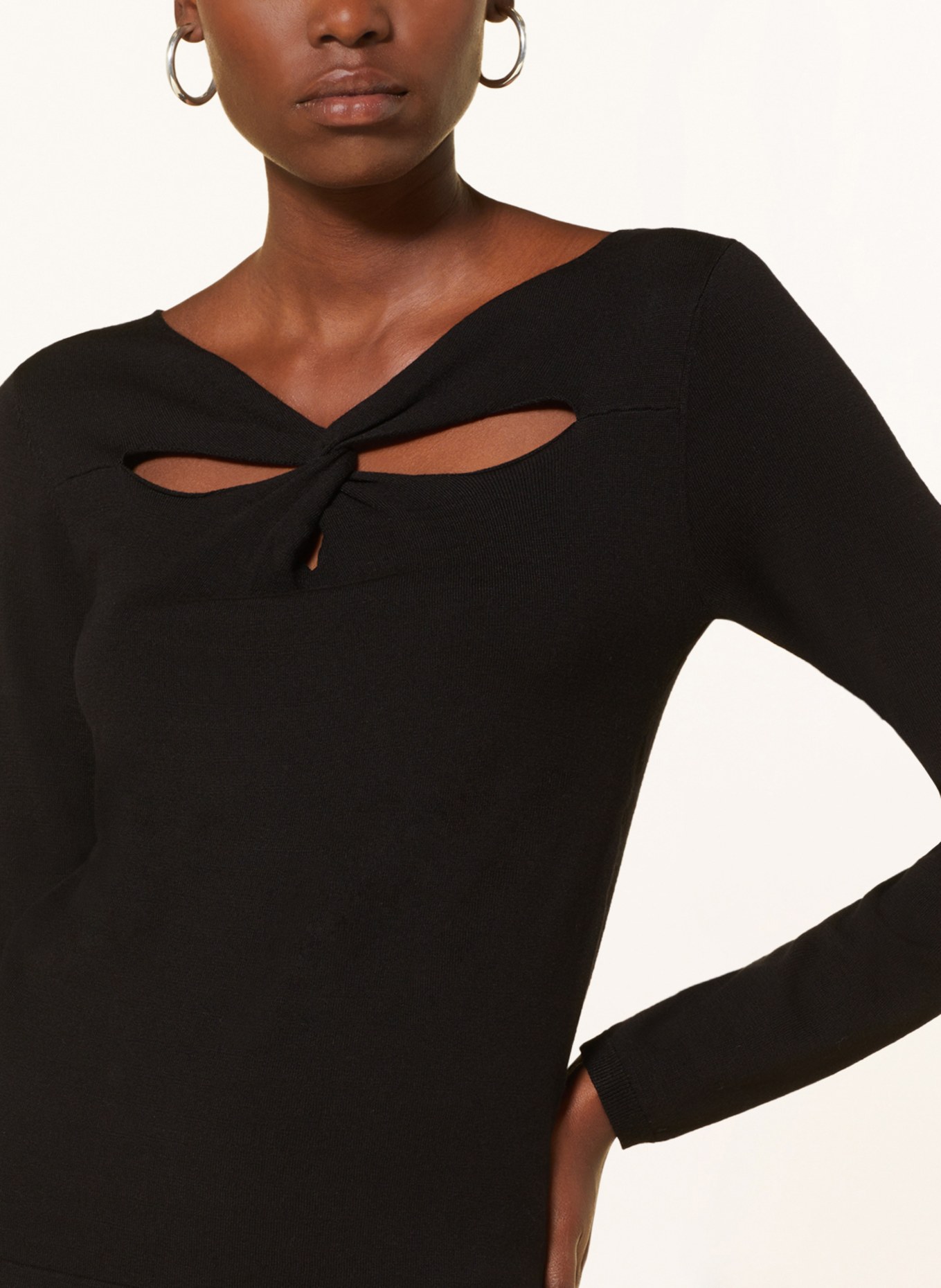 darling harbour Sweater with cut-out, Color: BLACK (Image 4)