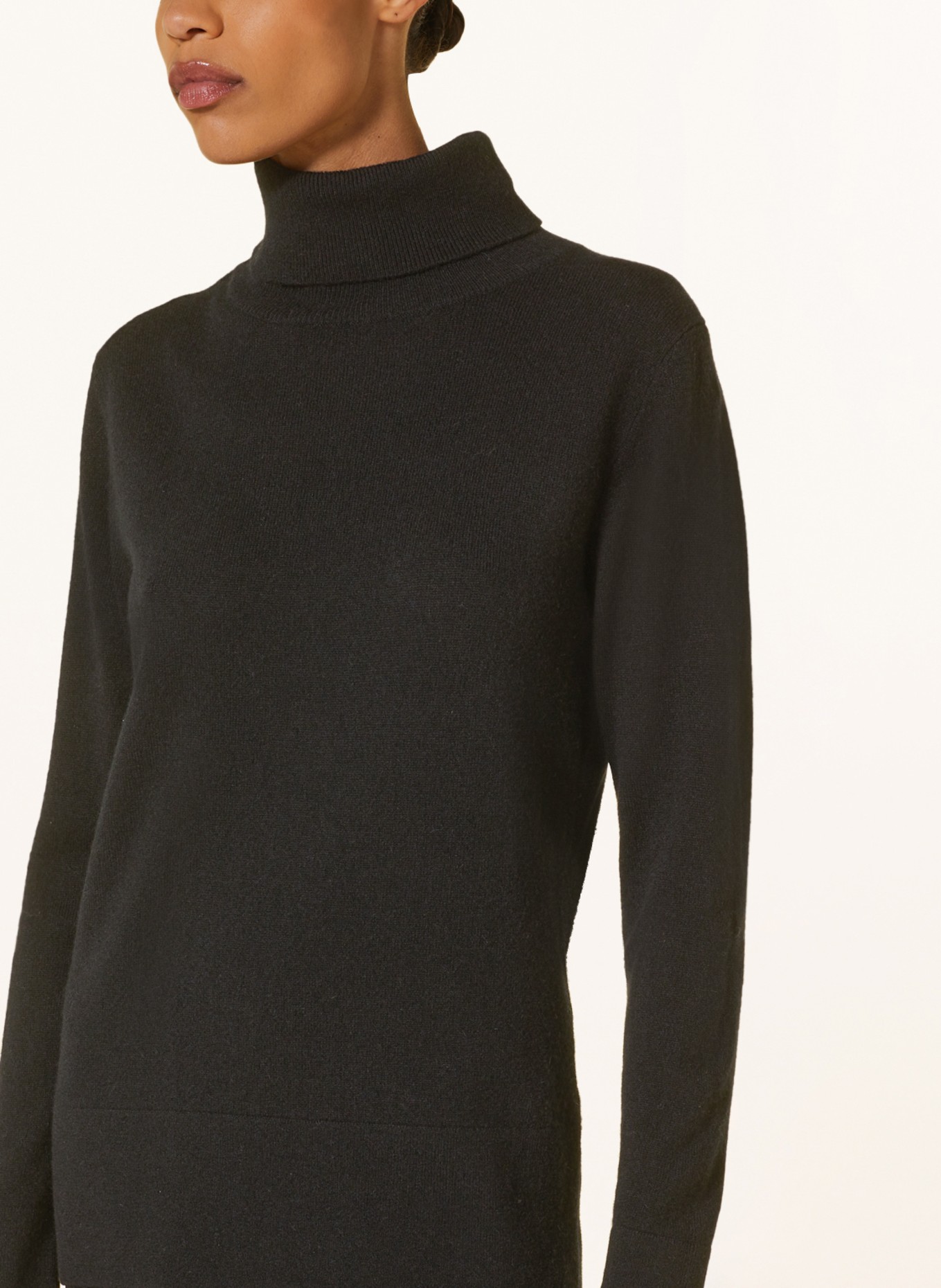 (THE MERCER) N.Y. Turtleneck sweater in cashmere, Color: BLACK (Image 4)