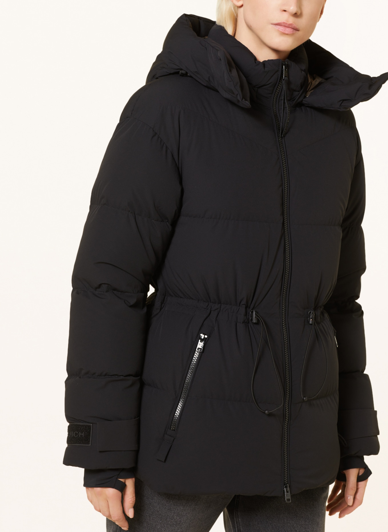 WOOLRICH Péřová bunda MATT s odnímatelnou kapucí, Barva: ČERNÁ (Obrázek 5)