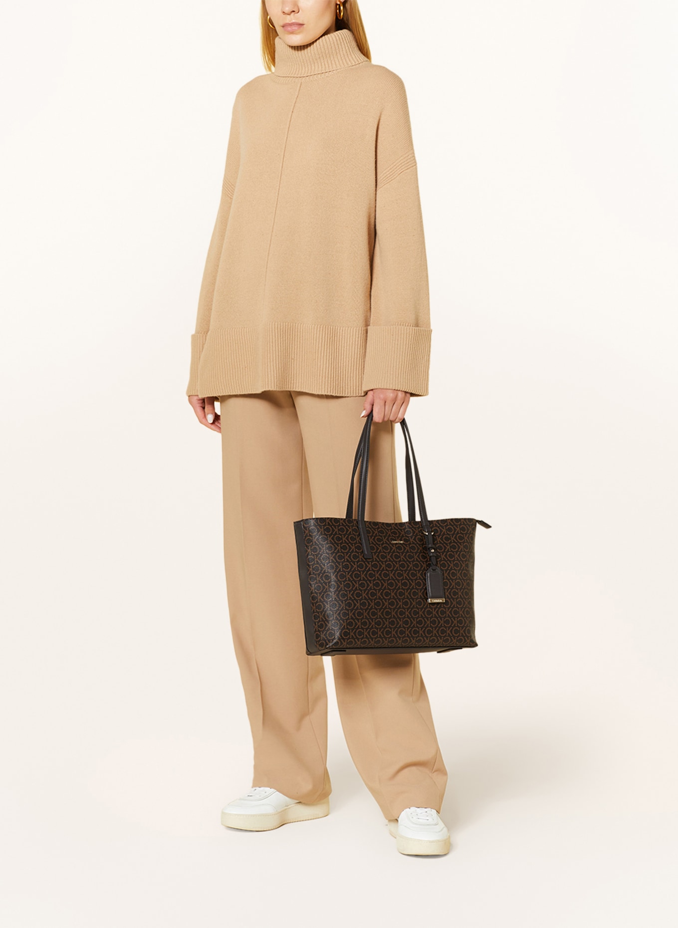 Calvin Klein Porter Shopper Brown/Khaki/Raspberry One Size