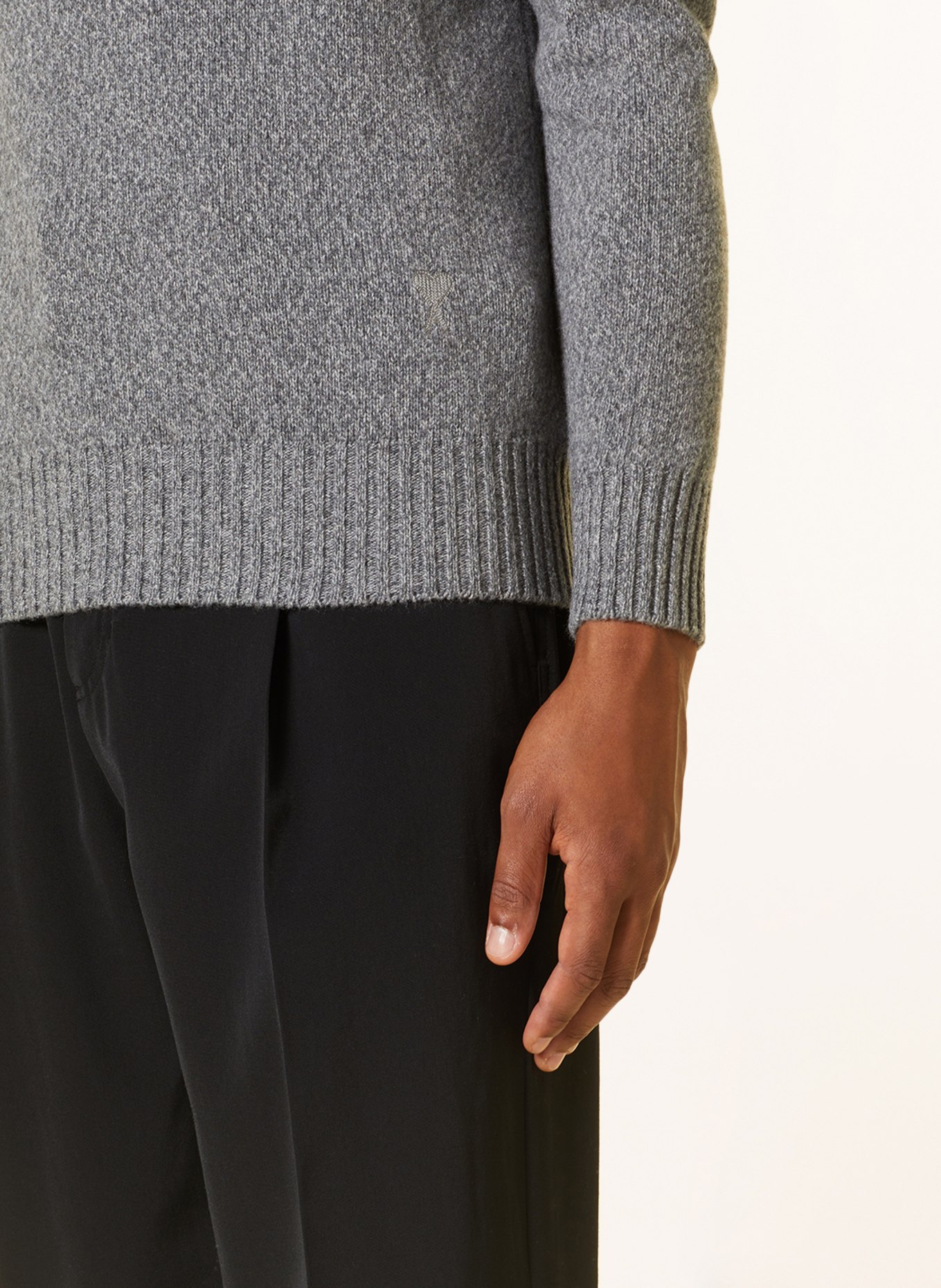 AMI PARIS Turtleneck sweater in cashmere, Color: DARK GRAY (Image 4)