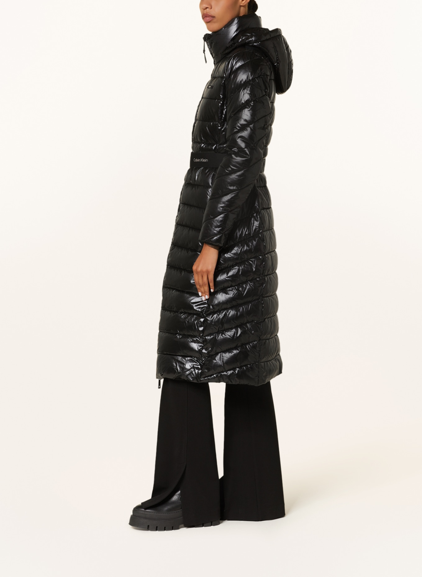 Calvin Klein Prošívaný kabát s odnímatelnou kapucí, Barva: ČERNÁ (Obrázek 4)