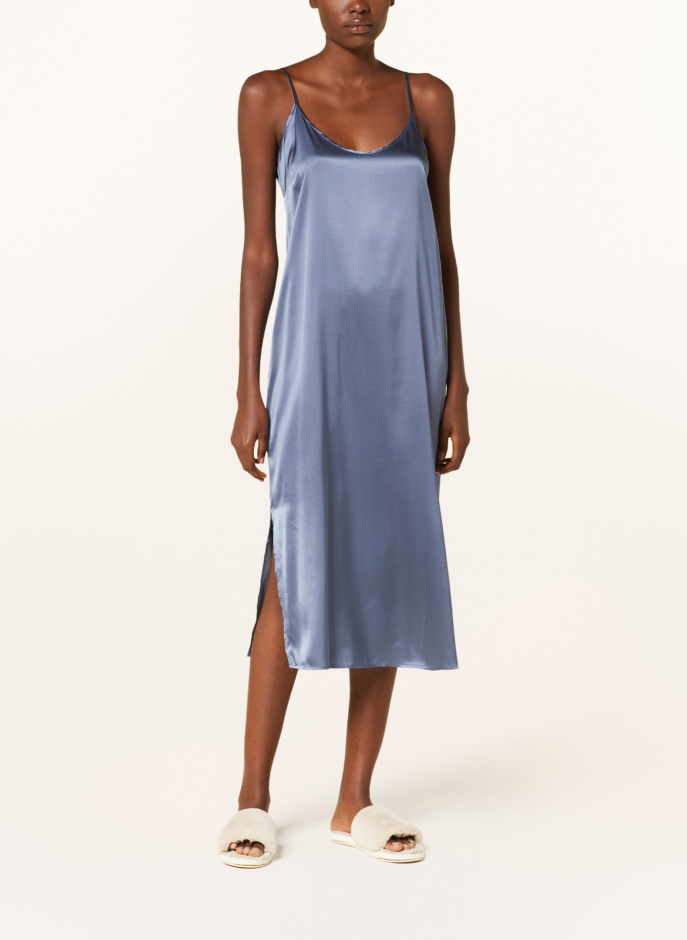 darling harbour Negligee made of silk, Color: LIGHT BLUE (Image 2)