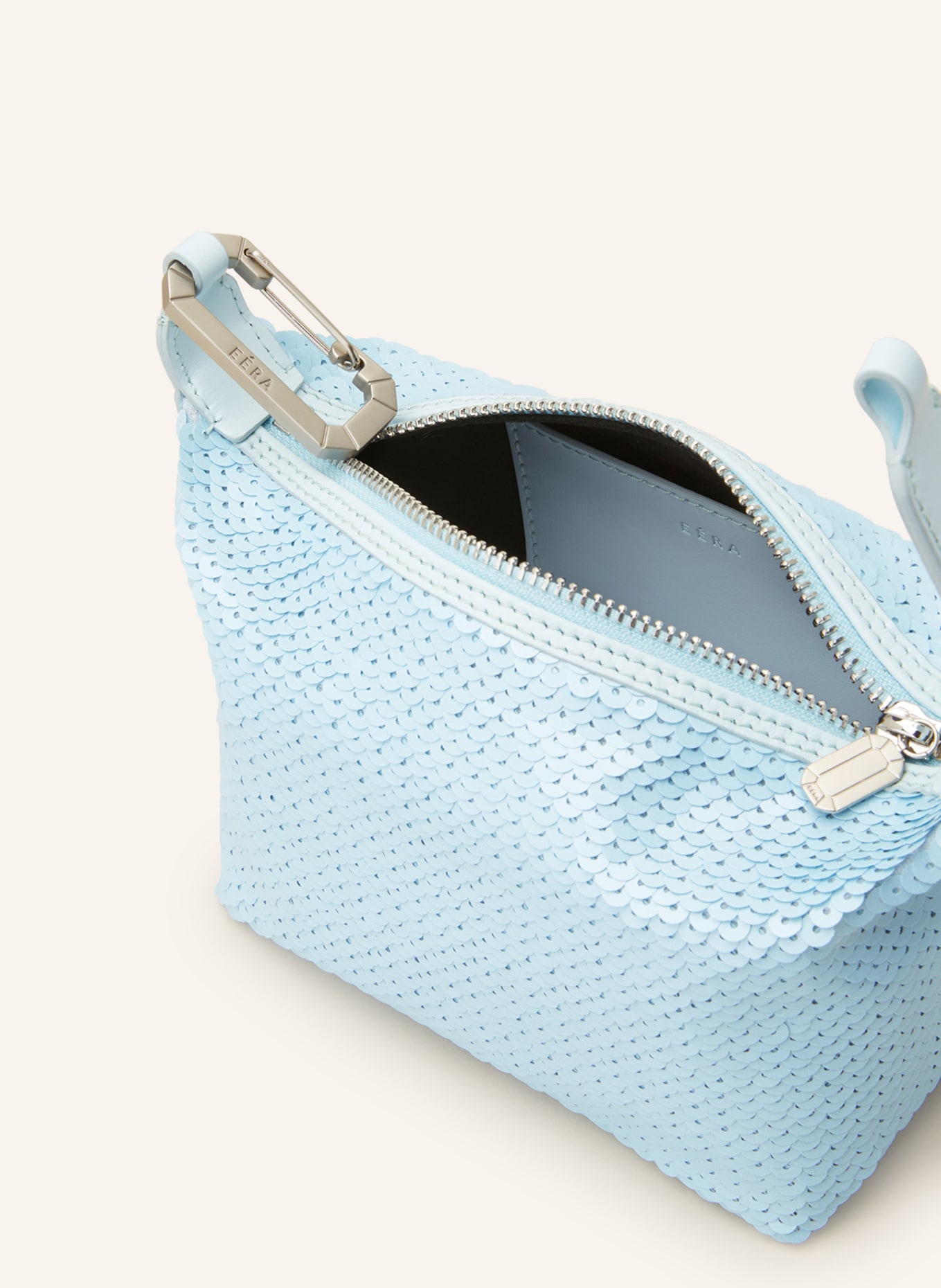 EÉRA Handbag MOONBAG with sequins, Color: LIGHT BLUE (Image 3)