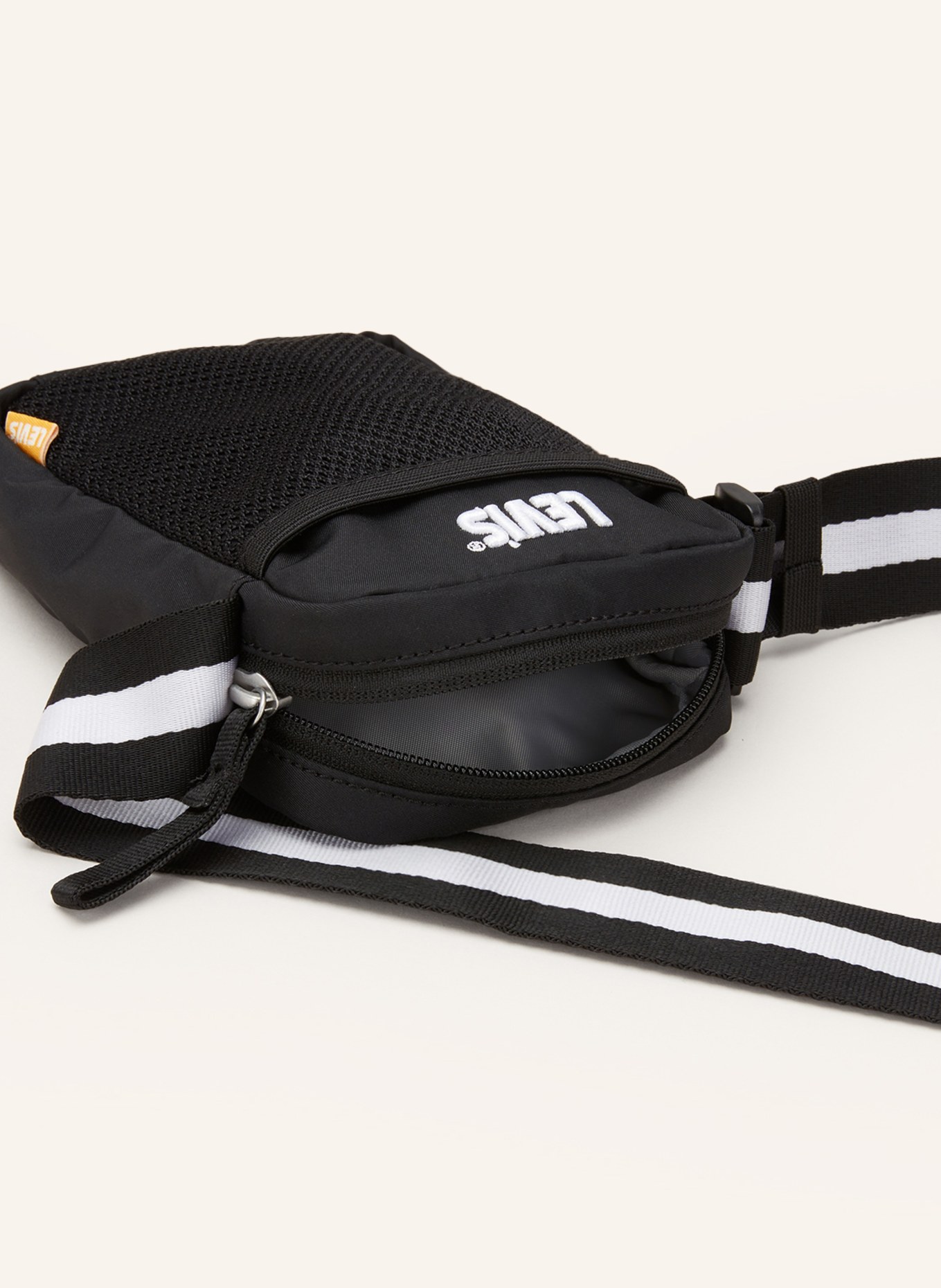 Levi's® Crossbody bag GOLD TAB MINI, Color: BLACK (Image 3)