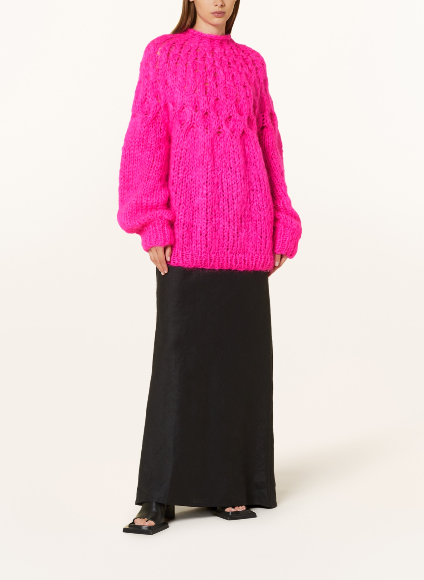 MAIAMI Oversized-Pullover aus Mohair, Farbe: NEONPINK (Bild 2)