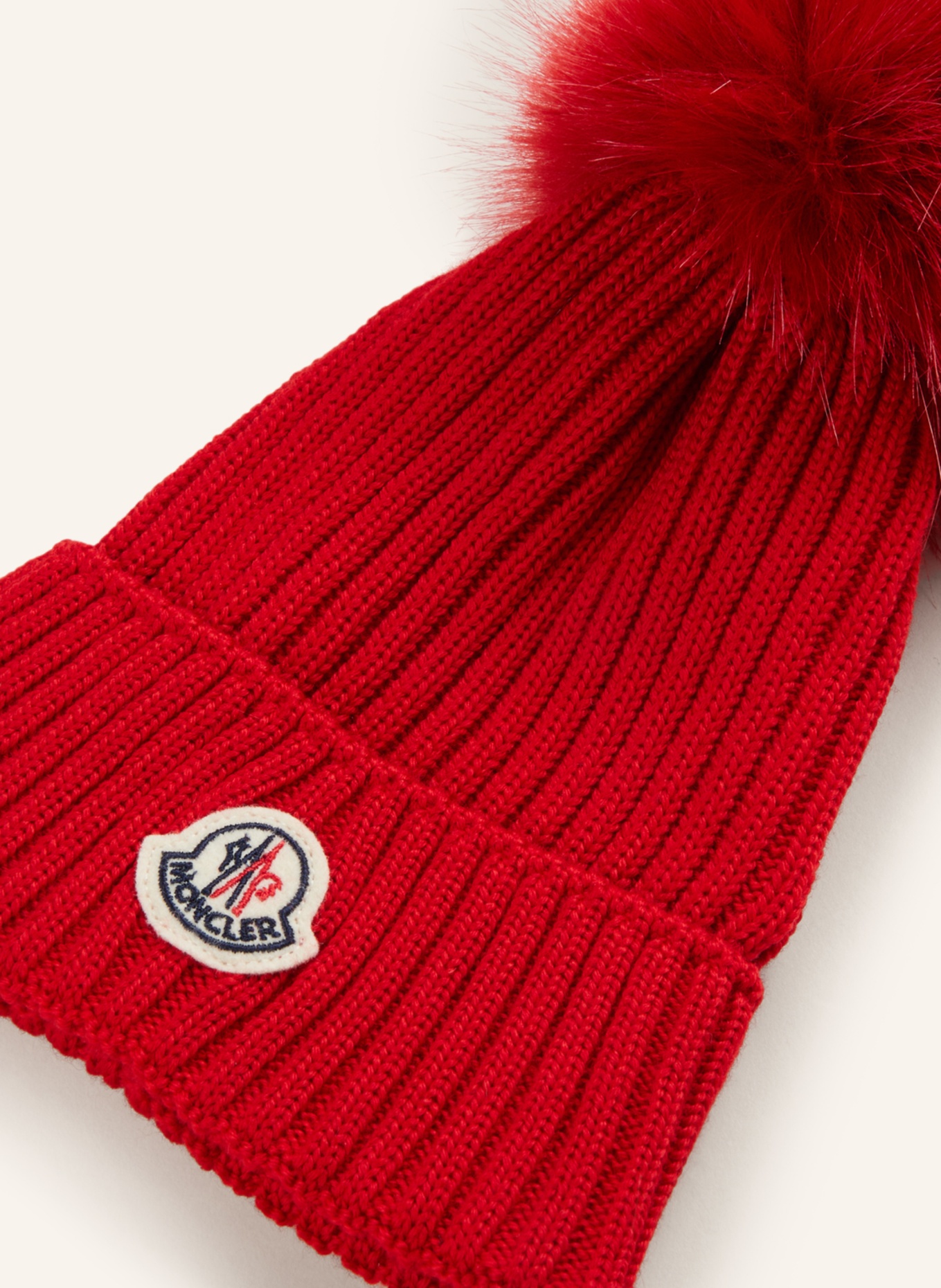 MONCLER enfant Mütze mit Kunstpelzbommel: ROT