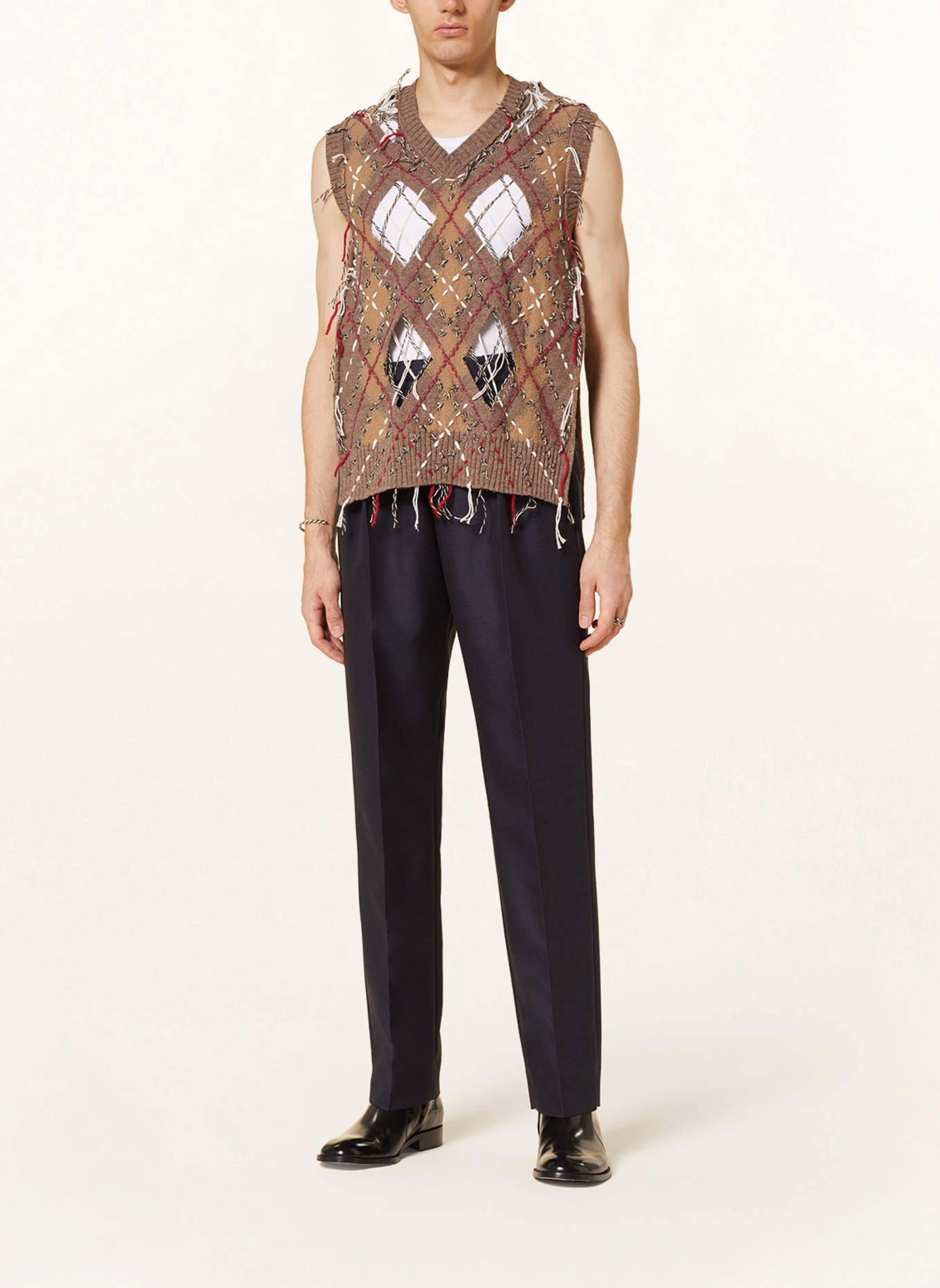Maison Margiela Sweater vest with cut-outs, Color: BROWN/ RED/ WHITE (Image 2)