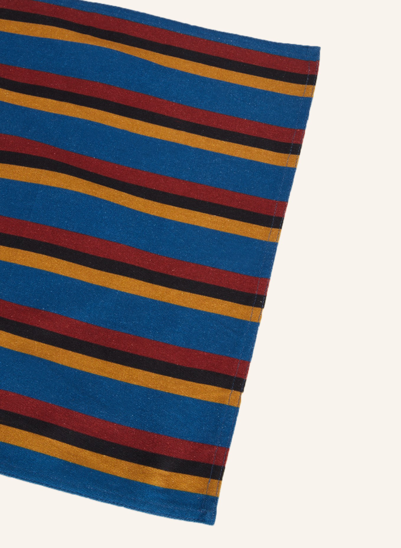 Les Ottomans Set of 6 cloth napkins, Color: BLUE/ BLACK/ RED (Image 2)