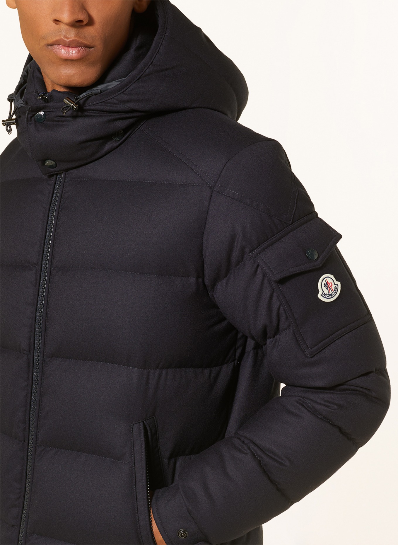 MONCLER Péřová bunda MONTGENEVRE s odnímatelnou kapucí, Barva: TMAVĚ MODRÁ (Obrázek 5)