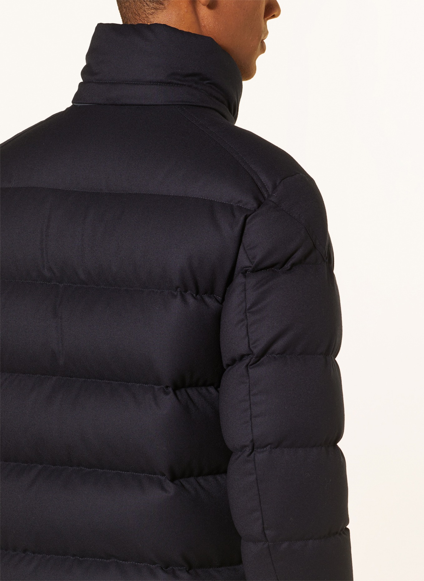 MONCLER Péřová bunda MONTGENEVRE s odnímatelnou kapucí, Barva: TMAVĚ MODRÁ (Obrázek 6)