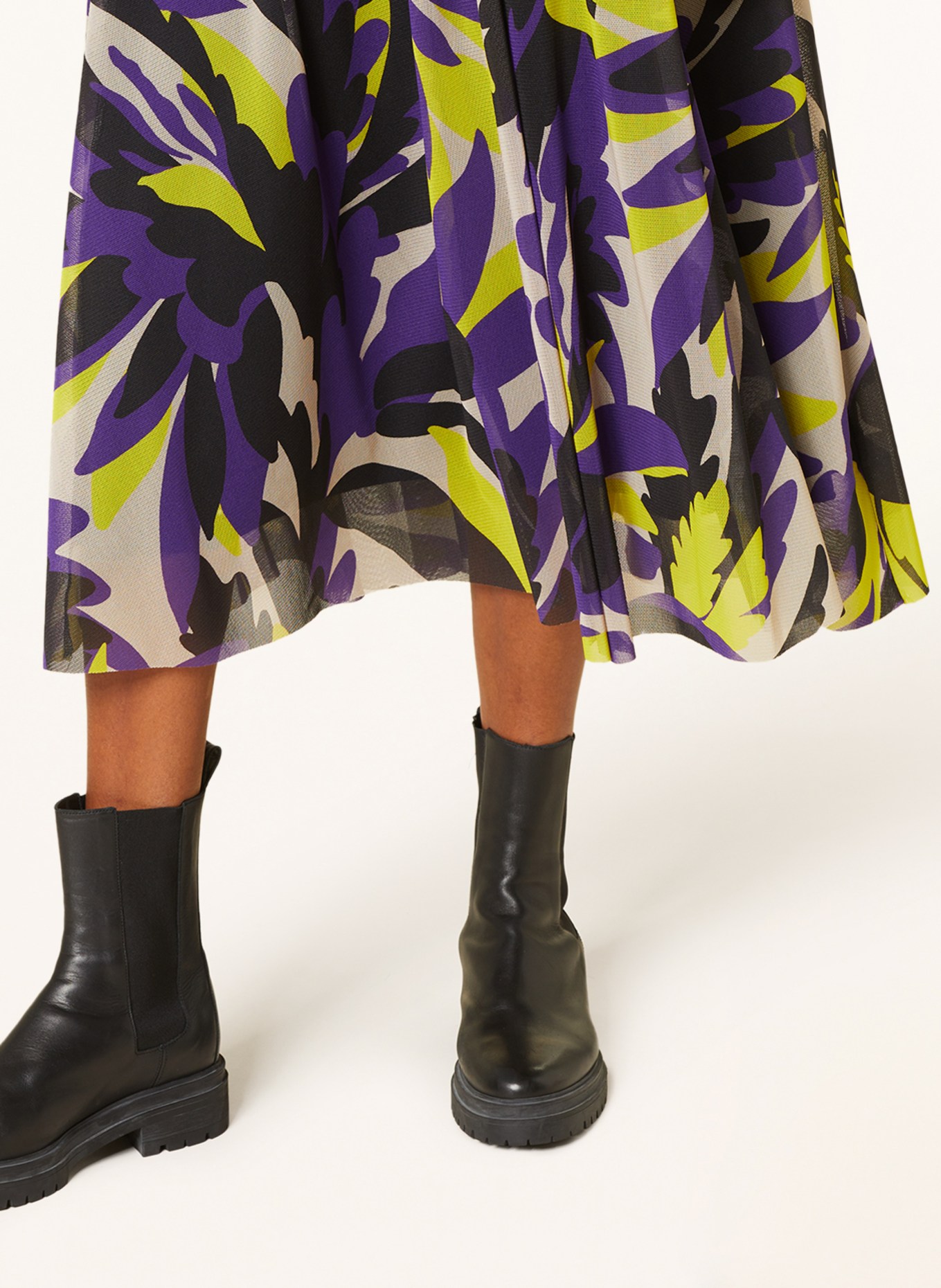 Smith & Soul Mesh skirt, Color: BLACK/ PURPLE/ LIGHT GREEN (Image 4)