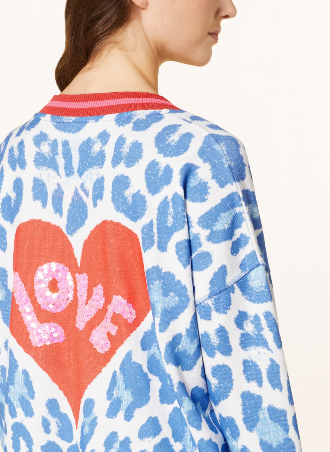 Grace Sweatshirt mit Pailletten, Farbe: BLAU/ WEISS (Bild 4)