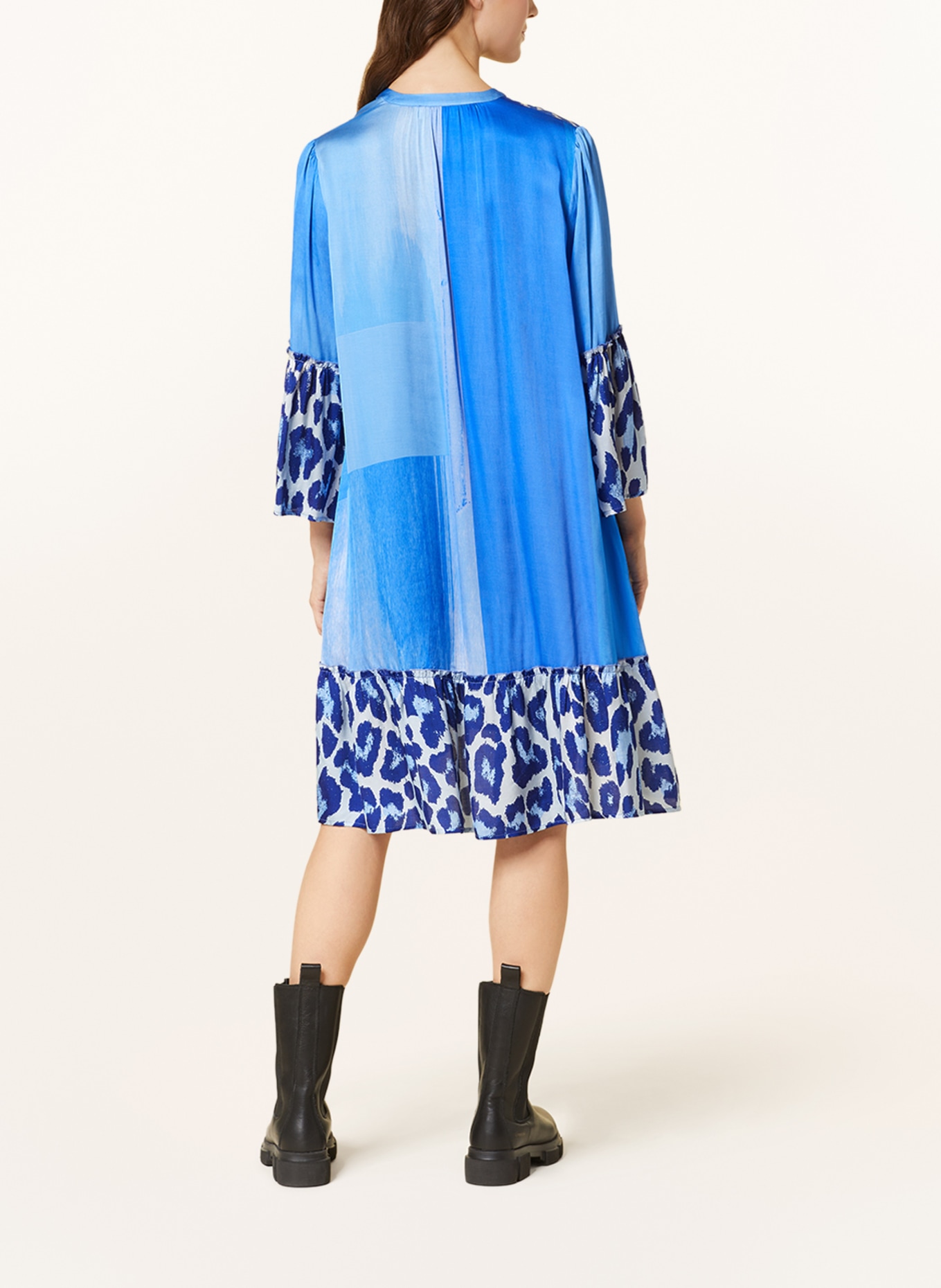 Grace Dress with frills and 3/4 sleeves, Color: BLUE/ DARK BLUE/ PINK (Image 3)