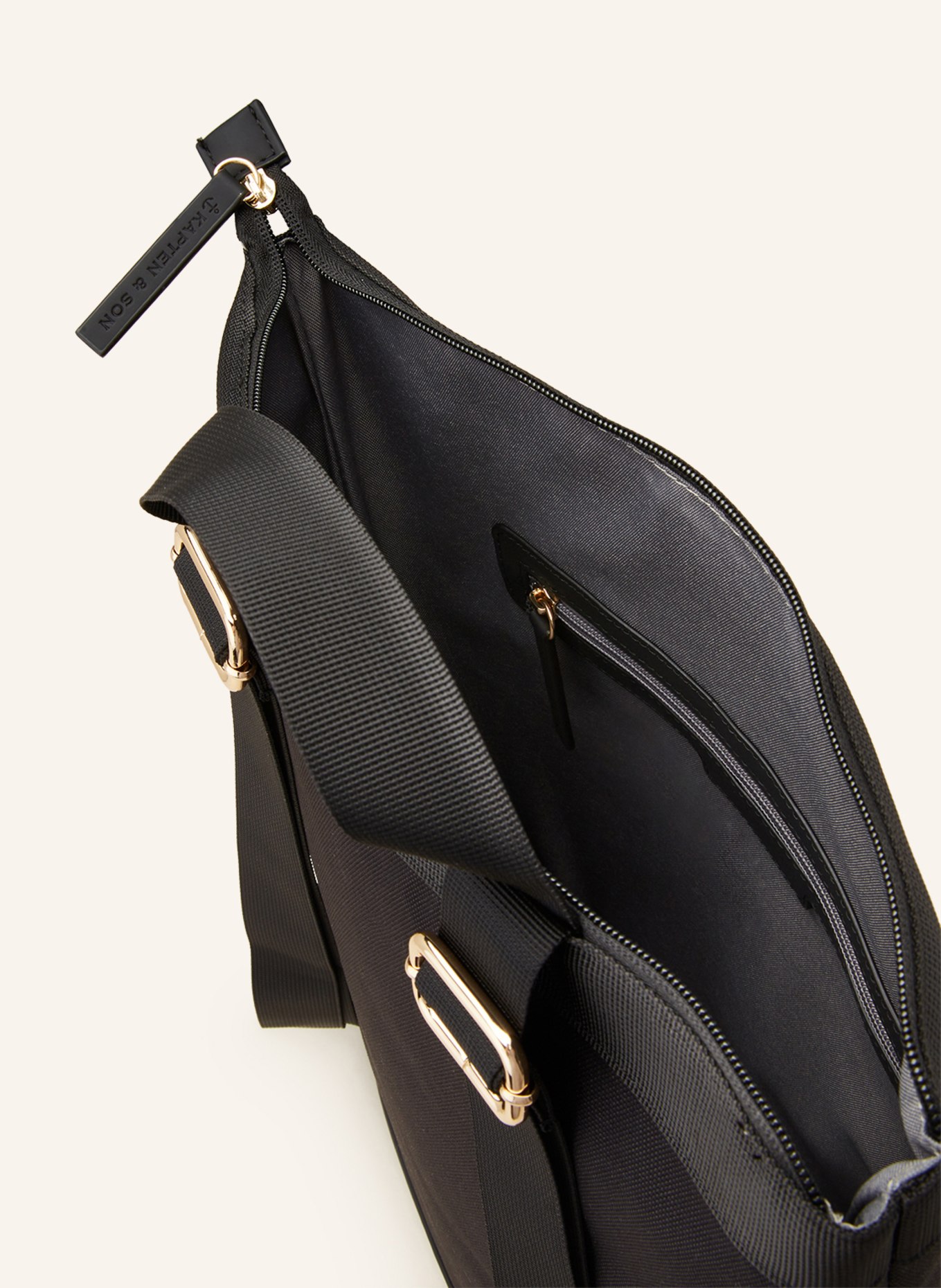 KAPTEN & SON Backpack UMEA 8 l with laptop compartment, Color: BLACK (Image 3)