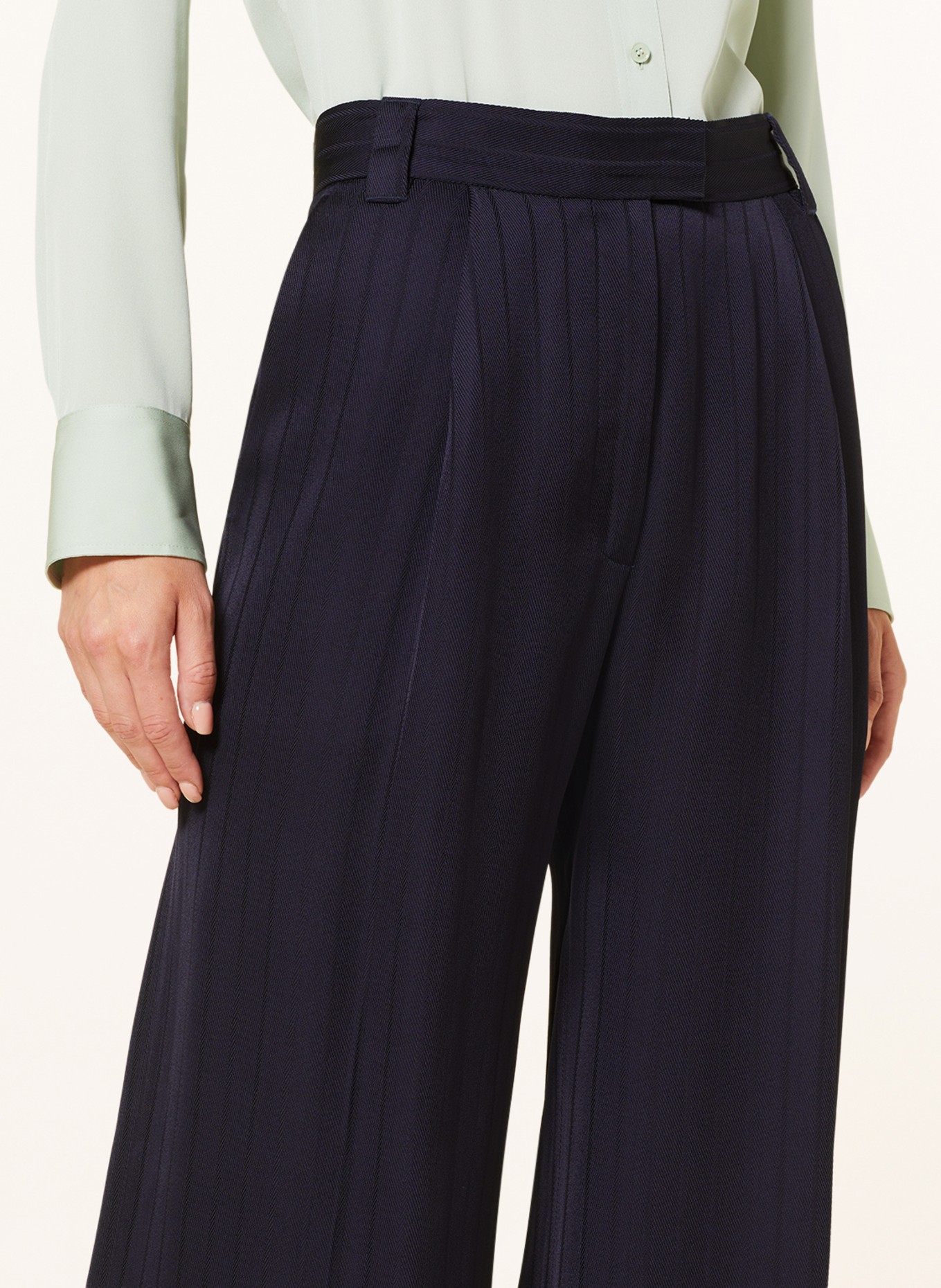 BAUM UND PFERDGARTEN Wide leg trousers NICOLA, Color: DARK BLUE (Image 5)