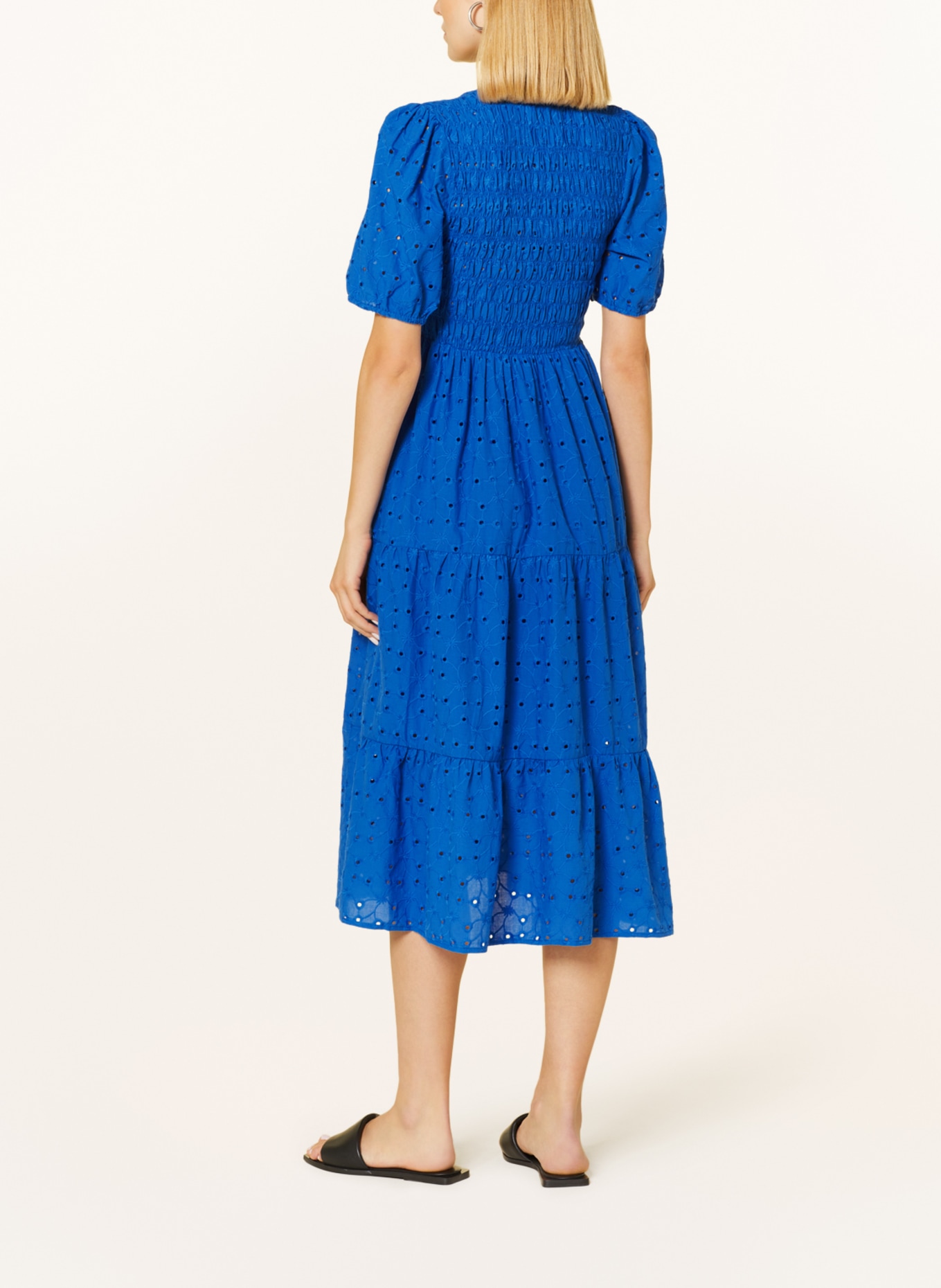 Phase Eight Dress GRETTA in broderie anglaise, Color: BLUE (Image 3)