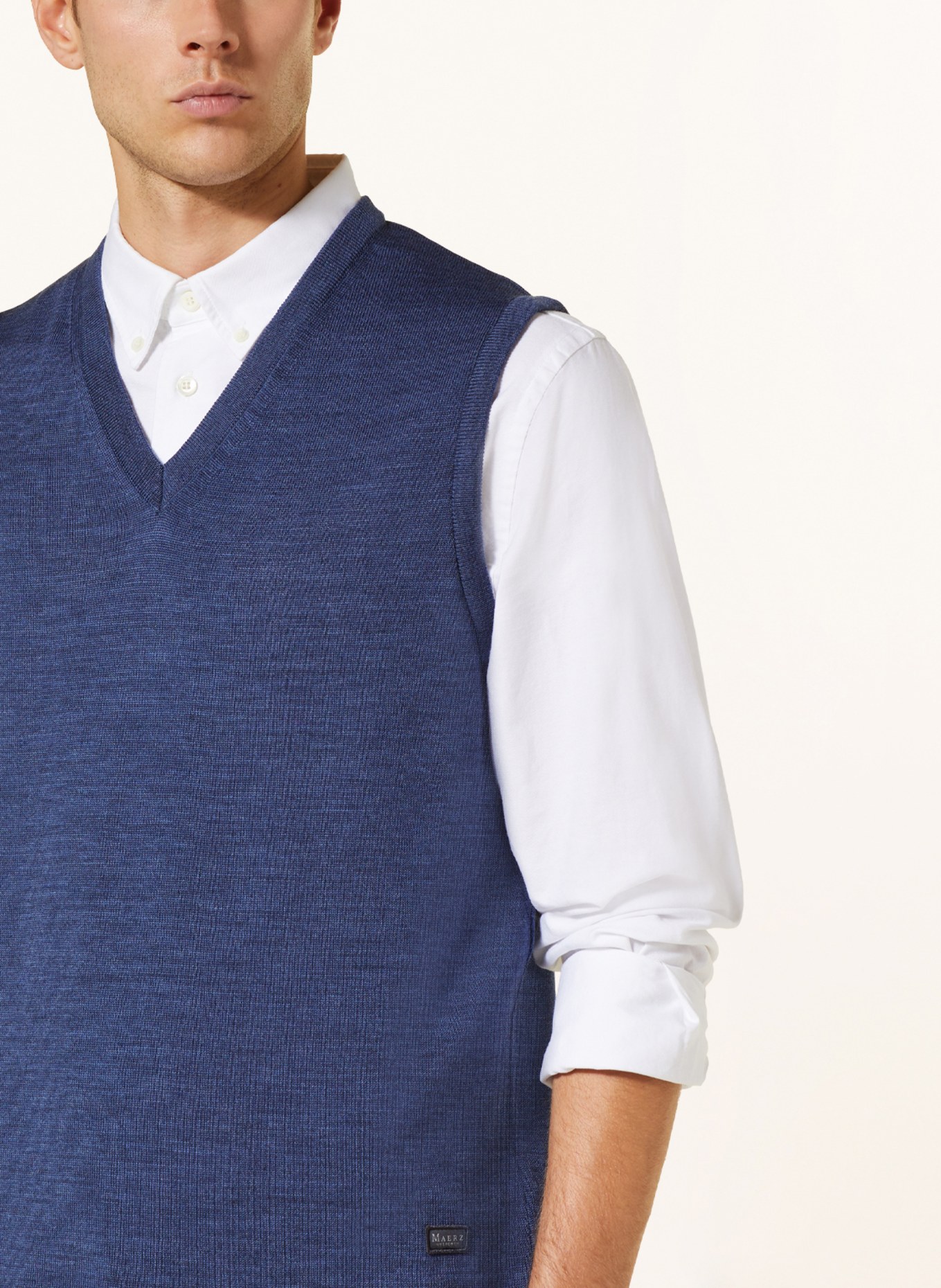 MAERZ MUENCHEN Pullunder: BLAU