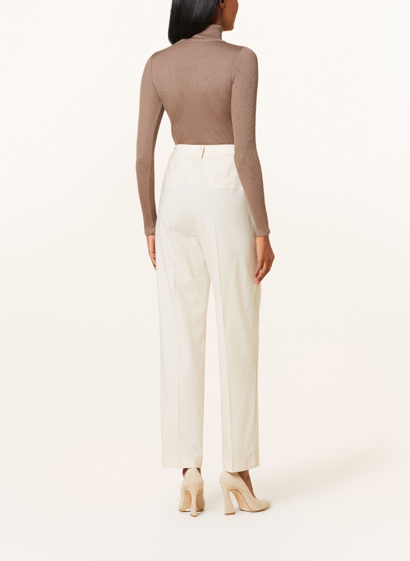 rosemunde Tričko s rolákem BABETTE z hedvábí: ČERNOŠEDÁ