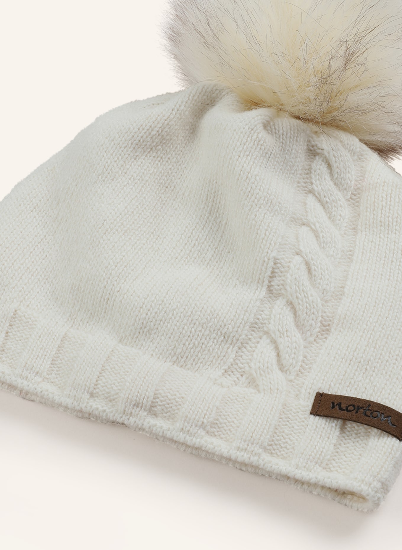 norton Beanie with faux fur, Color: CREAM (Image 2)
