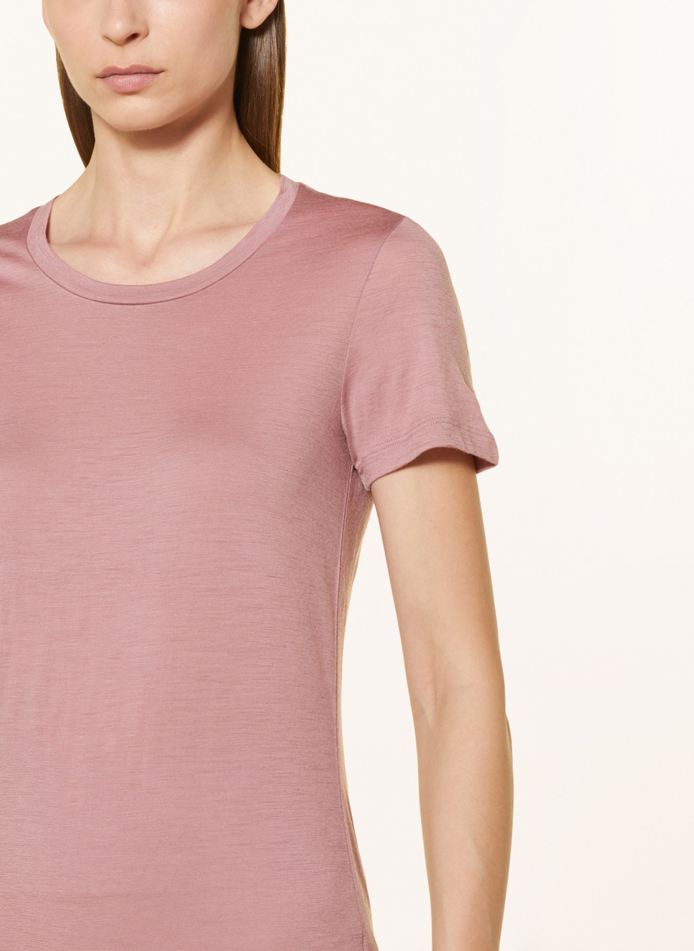 icebreaker T-shirt TECH LITE II made of merino wool, Color: ROSE (Image 4)