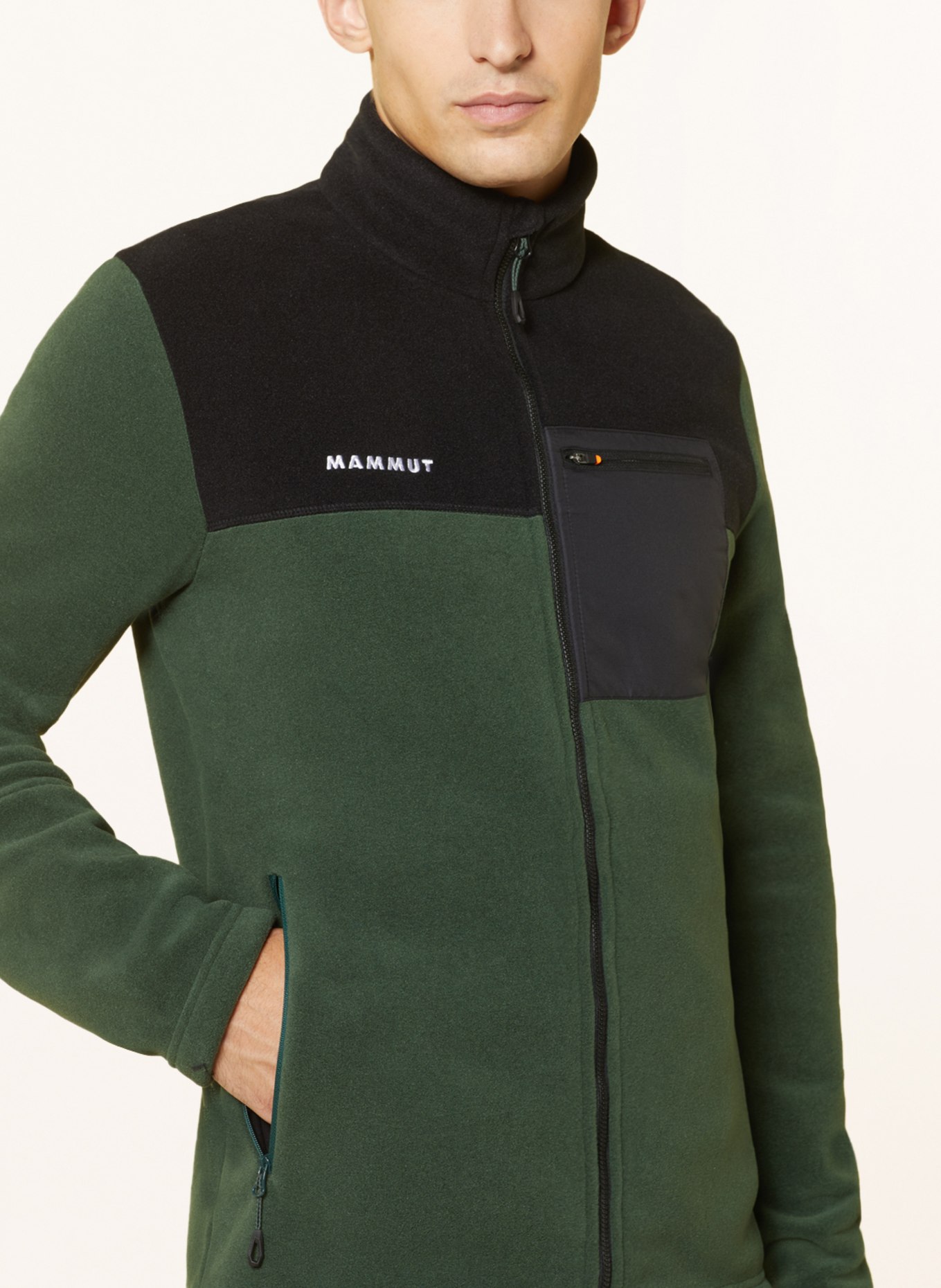 MAMMUT Fleece jacket INNOMINATA, Color: DARK GREEN/ BLACK (Image 4)