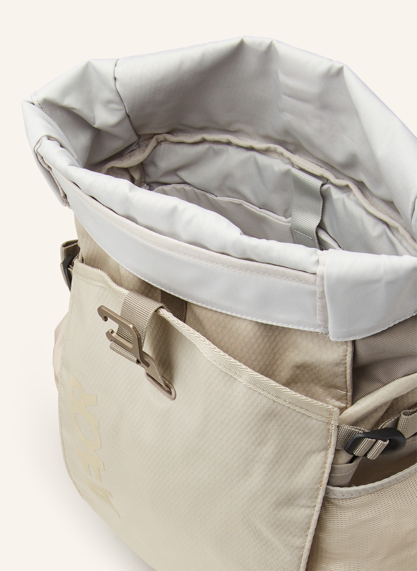 AEVOR Backpack ROLL PACK 20 l with laptop compartment, Color: BEIGE (Image 3)