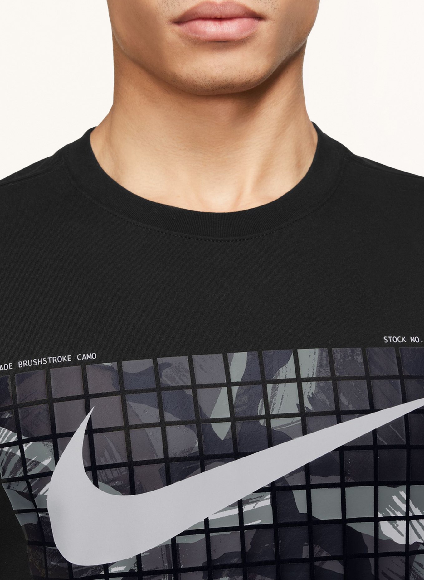 Nike T-shirt DRI-FIT, Kolor: CZARNY/ ZIELONY/ BRĄZOWY (Obrazek 4)