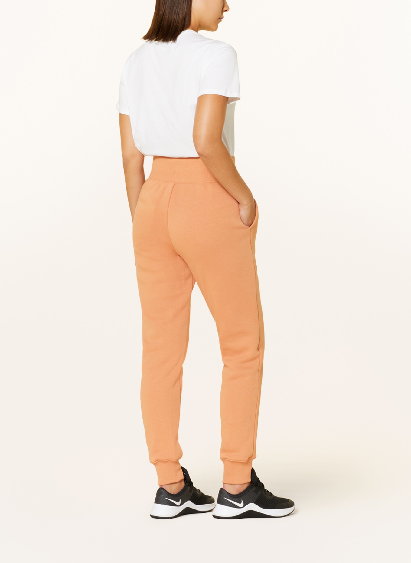 Nike Spodnie dresowe SPORTSWEAR PHOENIX, Kolor: JASNOPOMARAŃCZOWY (Obrazek 3)